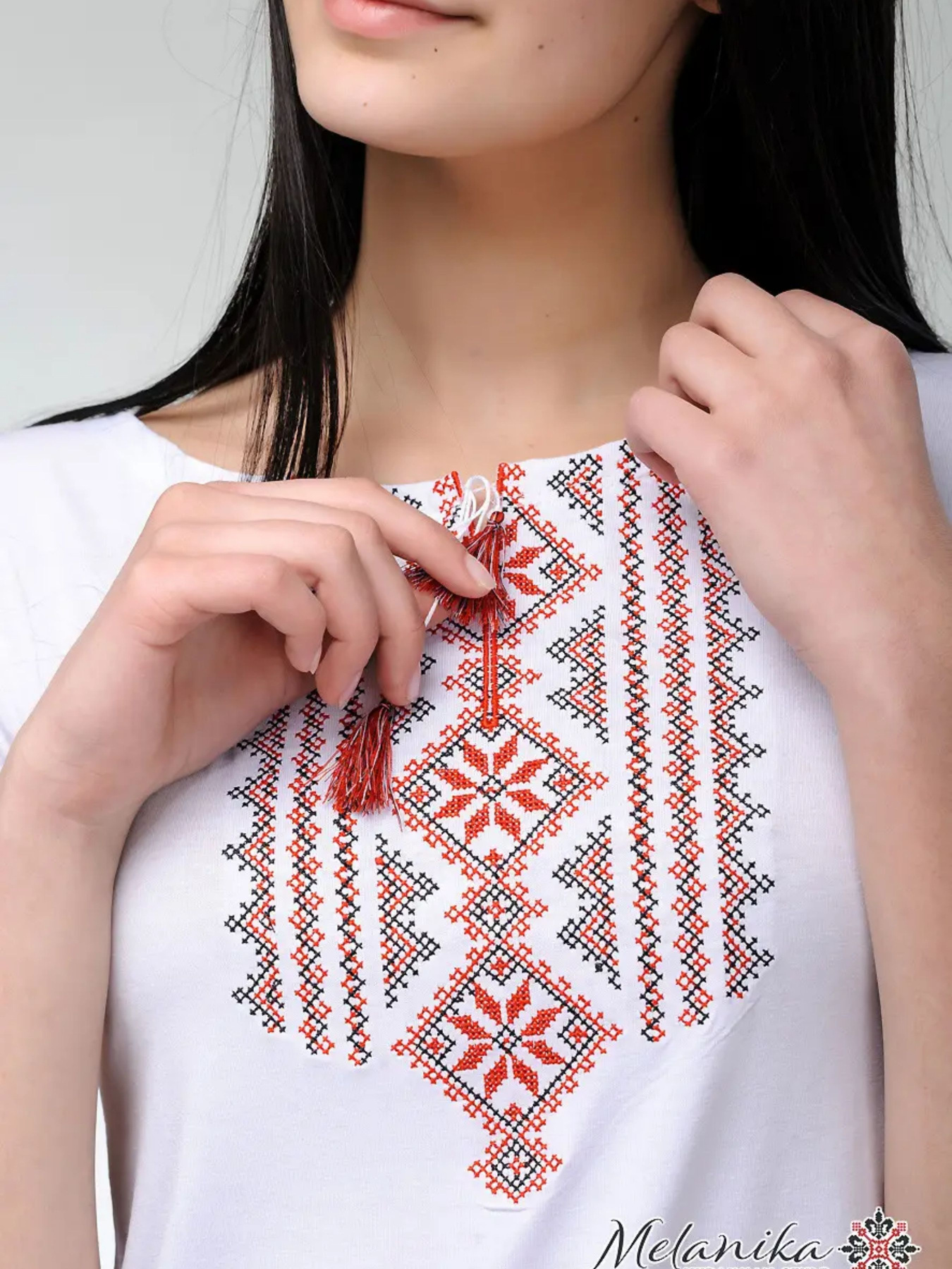 Вишита сорочка Melanika модель 1528696421 Фото