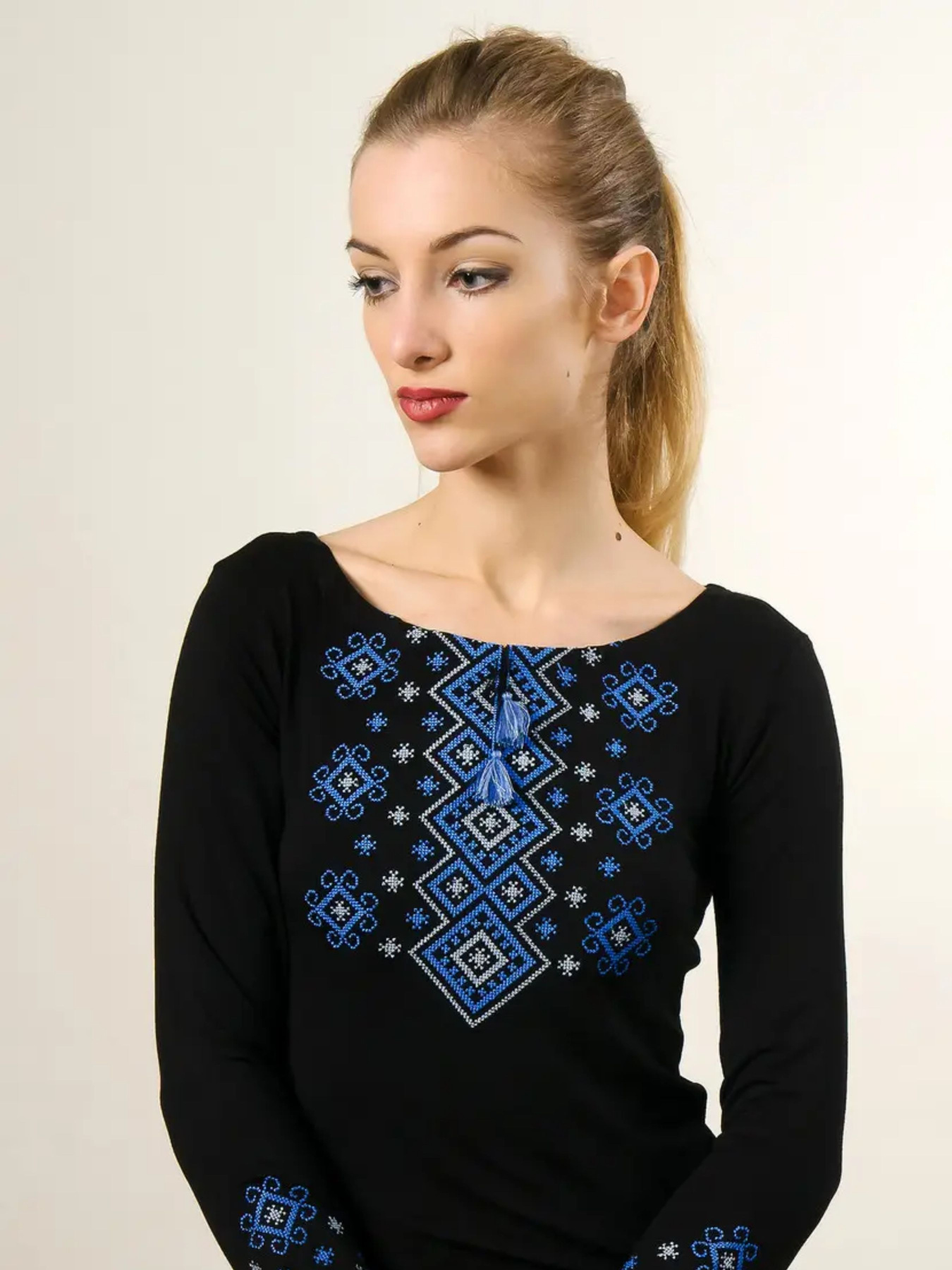 Вышитая рубашка Melanika модель 1527360976 Фото