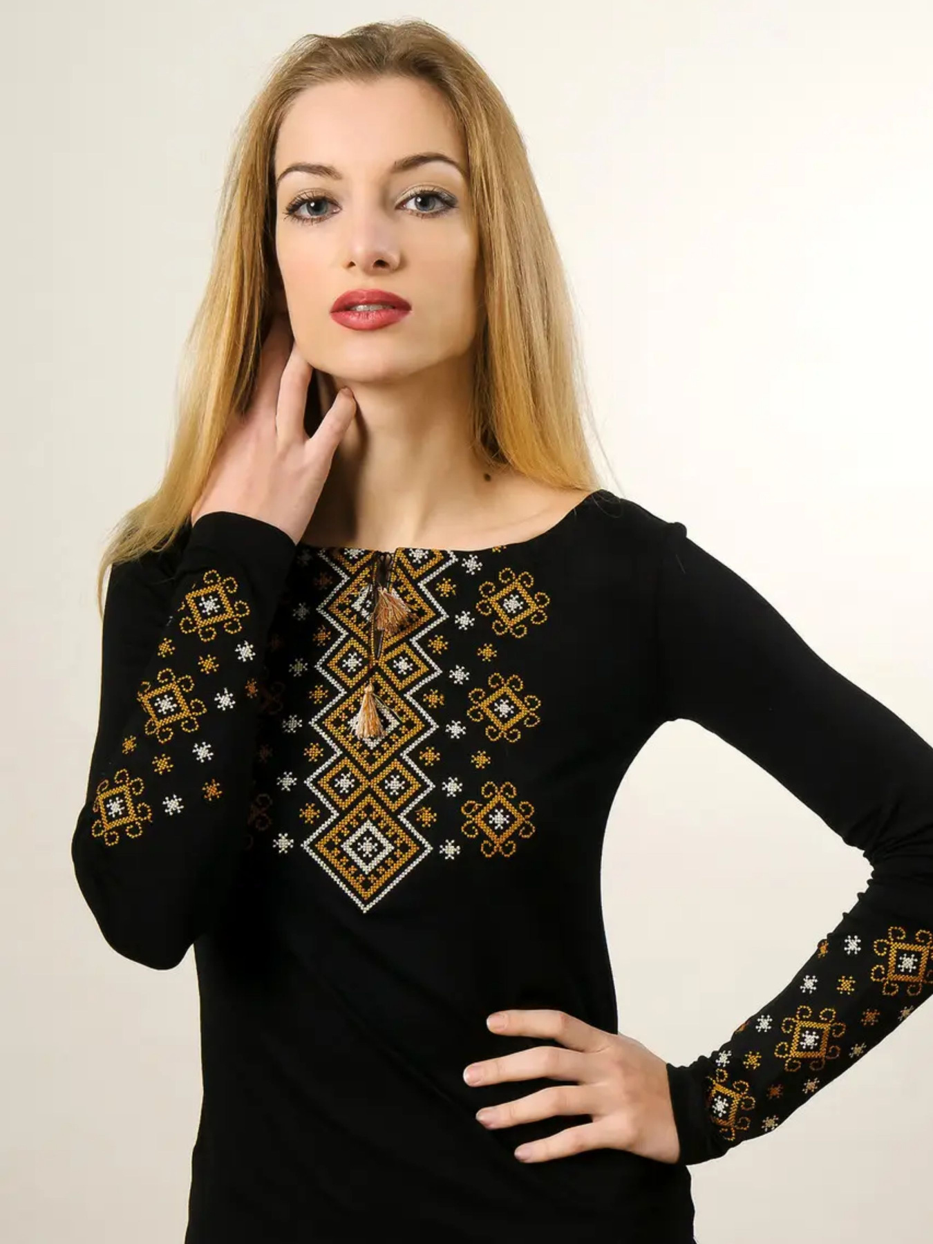 Вышитая рубашка Melanika модель 1527375520 Фото