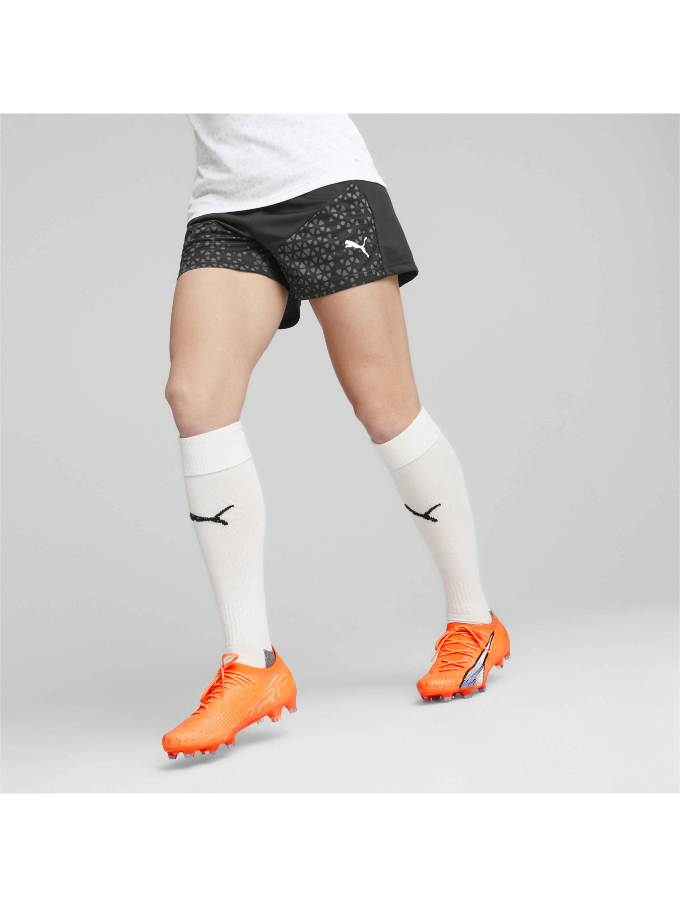 Шорты спортивные PUMA Teamcup Training Shorts Wmn модель 658373 Фото