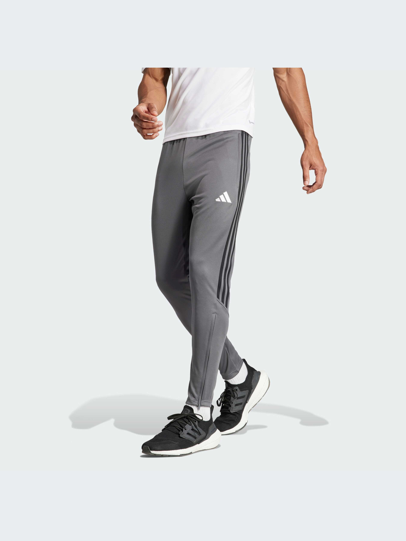 Брюки Adidas Tiro модель IN8184-KZ Брюки Adidas Tiro модель IN8184-KZ Фото