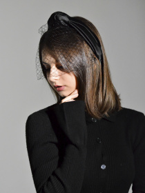 Обруч для волосся MyScarf чорний one size атлас з вузлом вгорі та сіткою MyScarf модель mp19616113 Фото