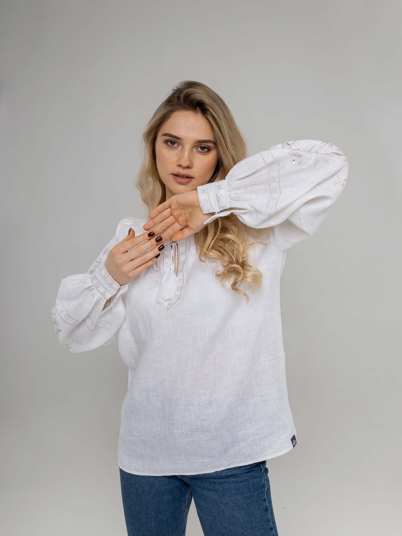 Вышитая рубашка Svarga модель SV-FB00612-1111-10001 Фото