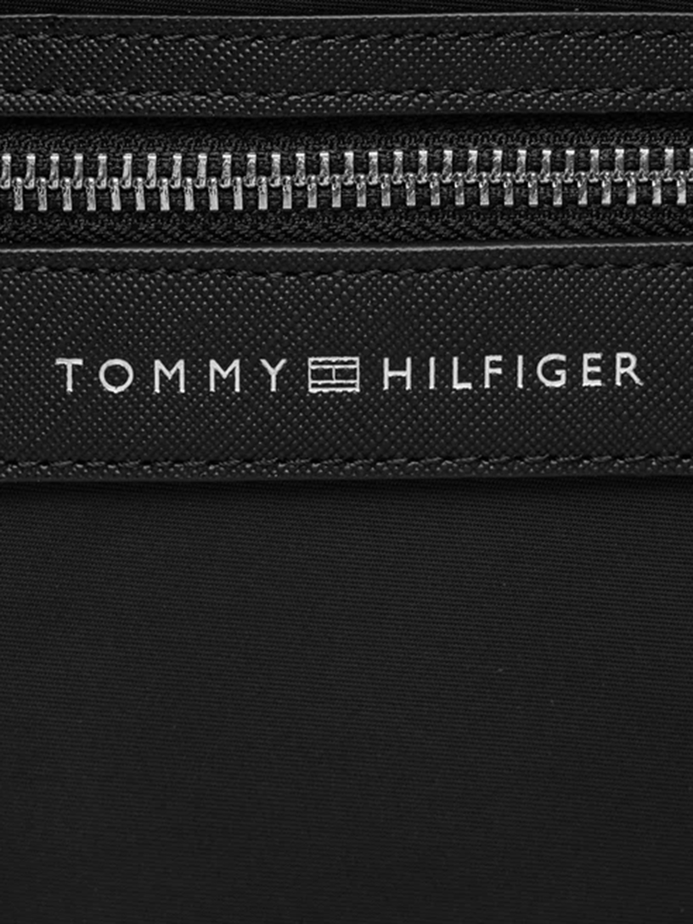 Сумки Tommy Hilfiger модель AM0AM11831-BDS Фото