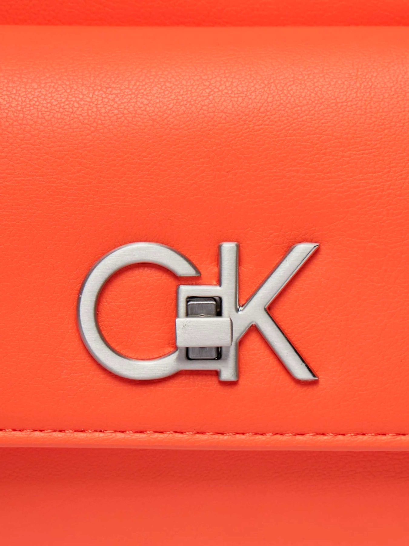Сумки Calvin Klein модель K60K611083-SA3 Фото