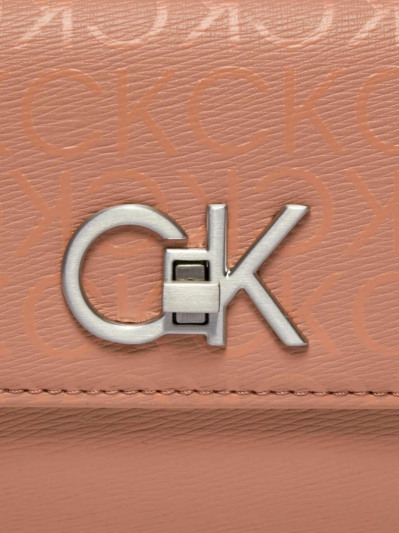 Сумки Calvin Klein модель K60K611565-VB8 Фото