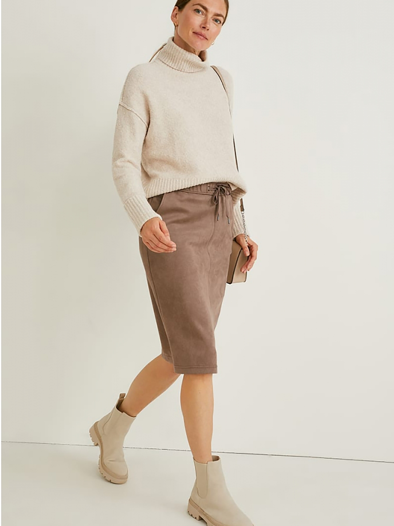 Спідниця міді C&A модель 71916 Фото