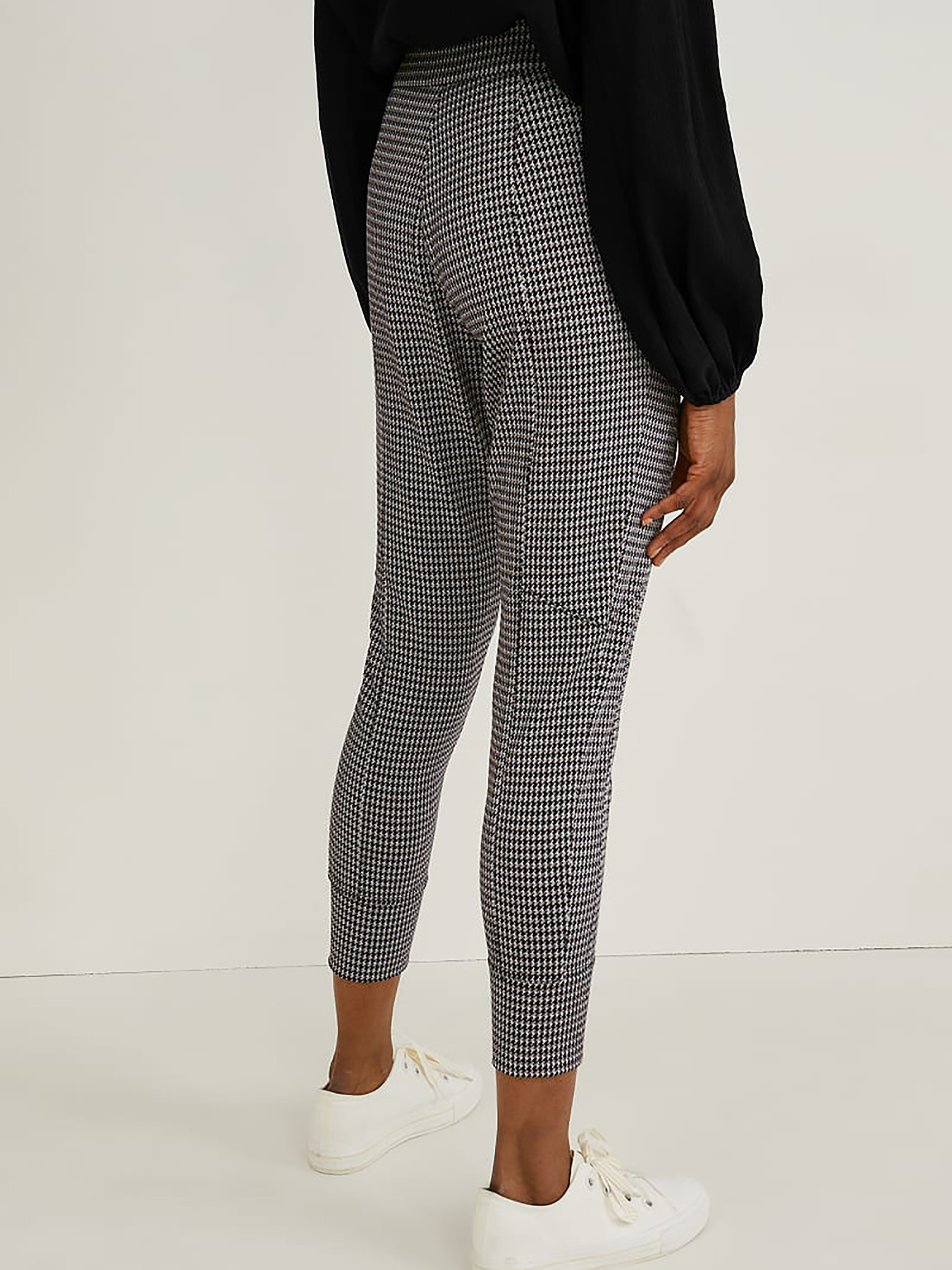 Джоггеры C&A модель 71894 Фото