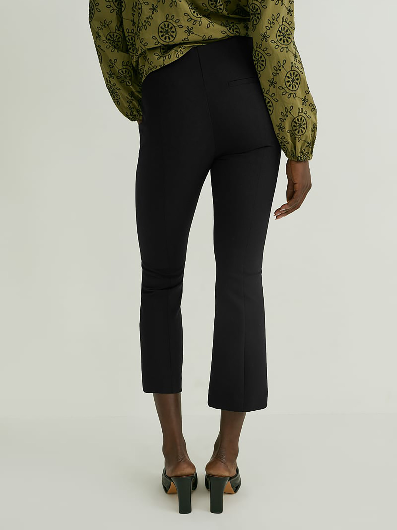 Брюки повседневные C&A модель 71931 Фото