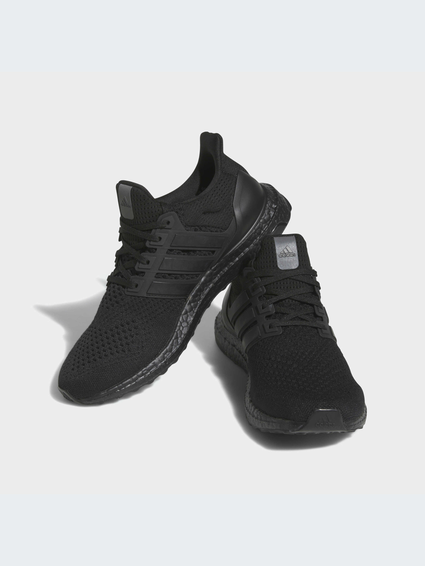 Кросівки для бігу Adidas Ultraboost модель HQ4199 Кросівки для бігу Adidas Ultraboost модель HQ4199 Фото