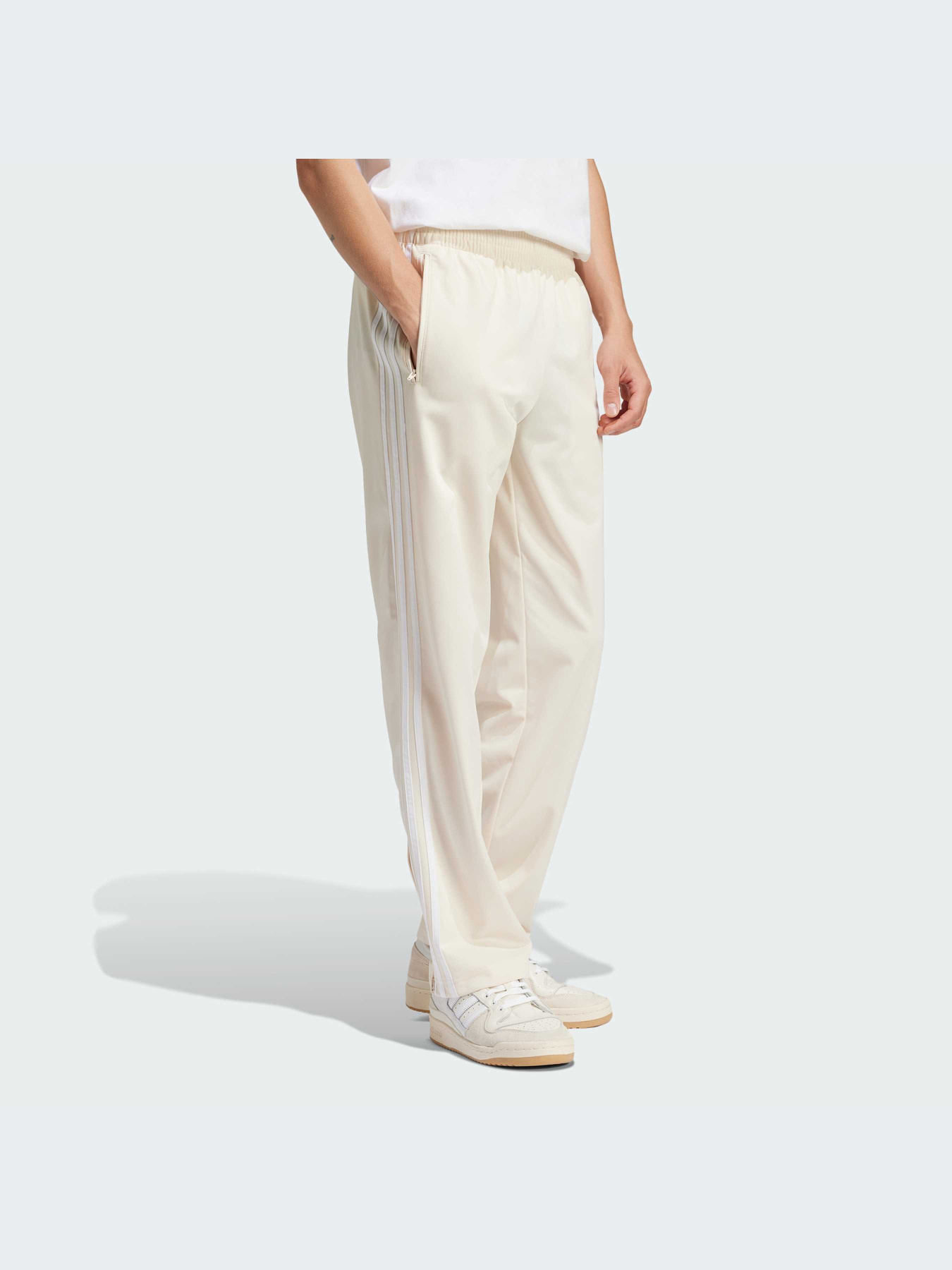 Брюки повседневные Adidas модель IM9477 Фото