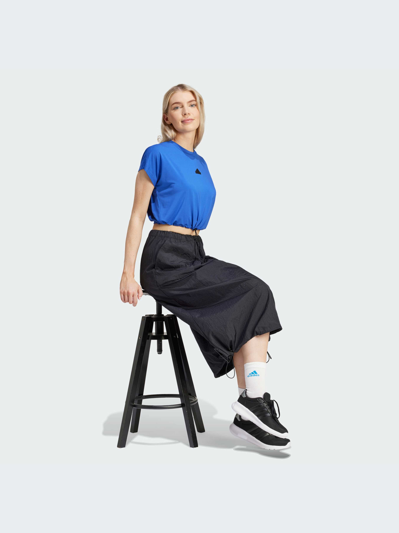 Топ Adidas модель IS3024 Фото