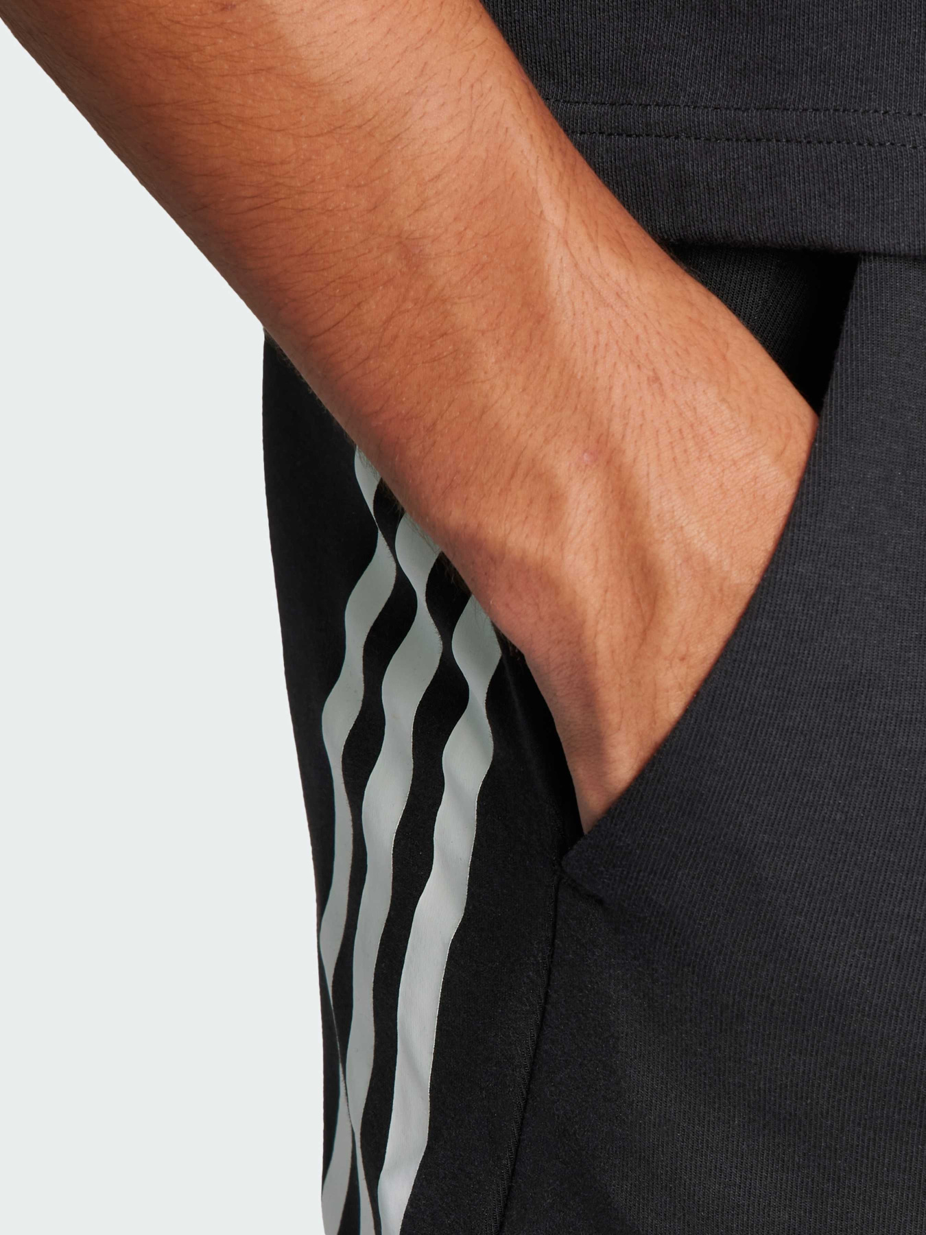 Шорты Adidas 3 Stripes модель IN3312 Фото