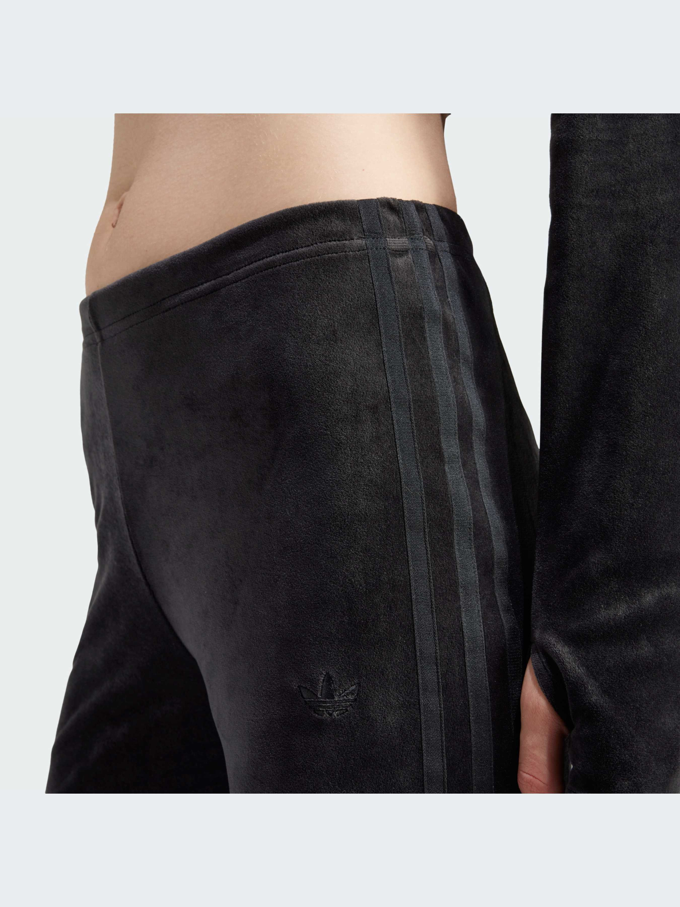 Штани повсякденні Adidas модель IT9661 Фото