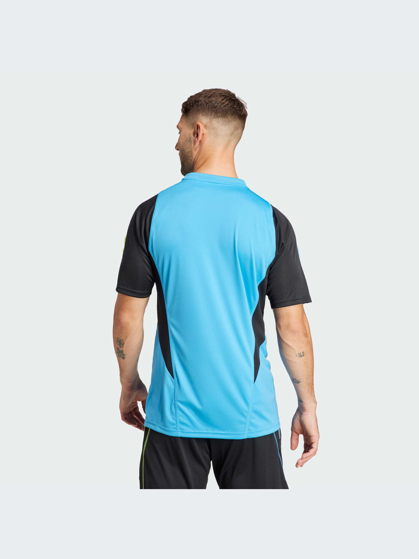 Футболка спортивная Adidas Tiro модель IP9160 Фото