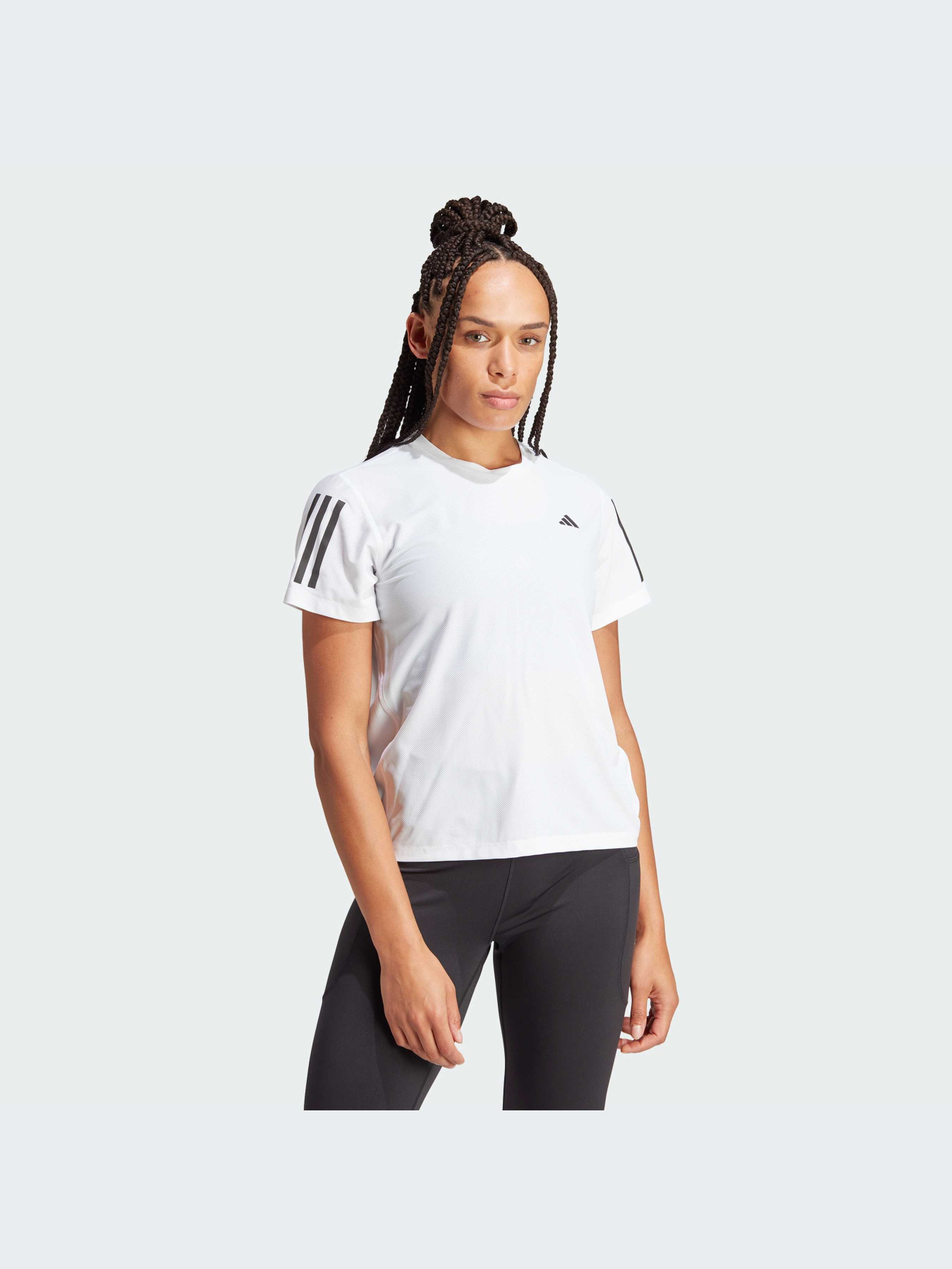 Спортивная футболка Adidas модель IK7442 Спортивная футболка Adidas модель IK7442 Фото