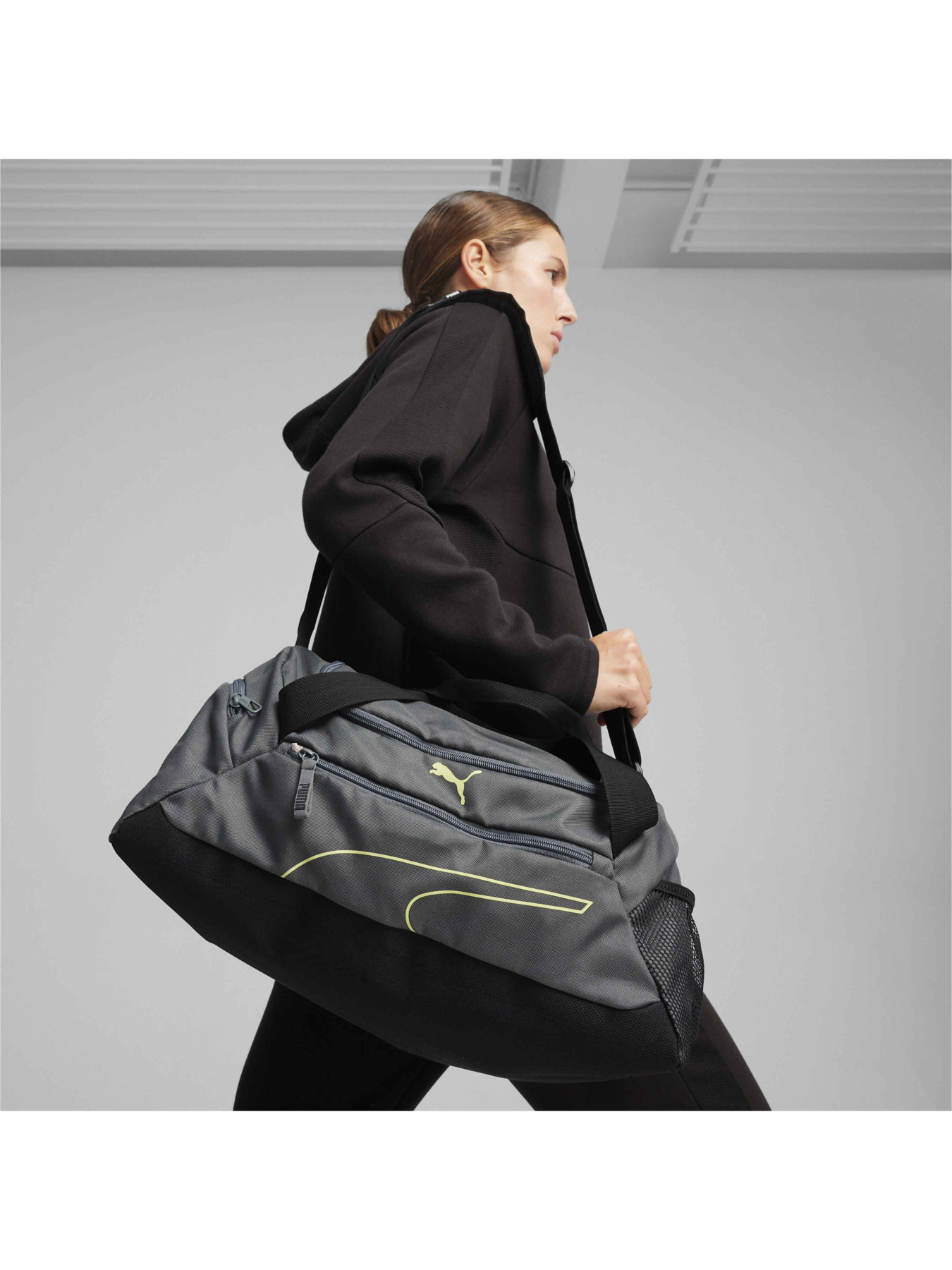 Сумка PUMA Fundamentals Sports Bag S модель 090331 Фото
