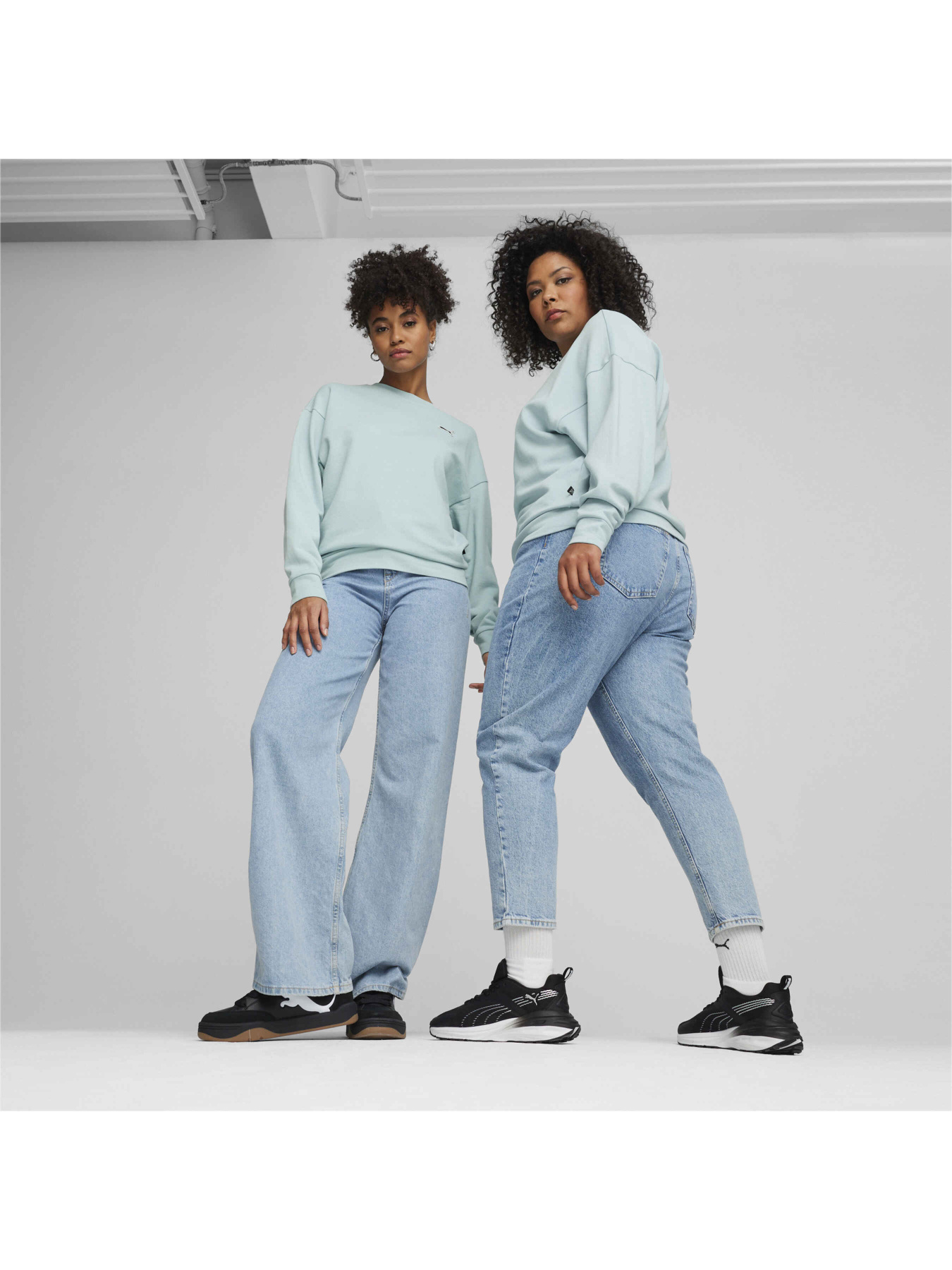 Свитшот PUMA Better Essentials Crew модель 675987 Фото