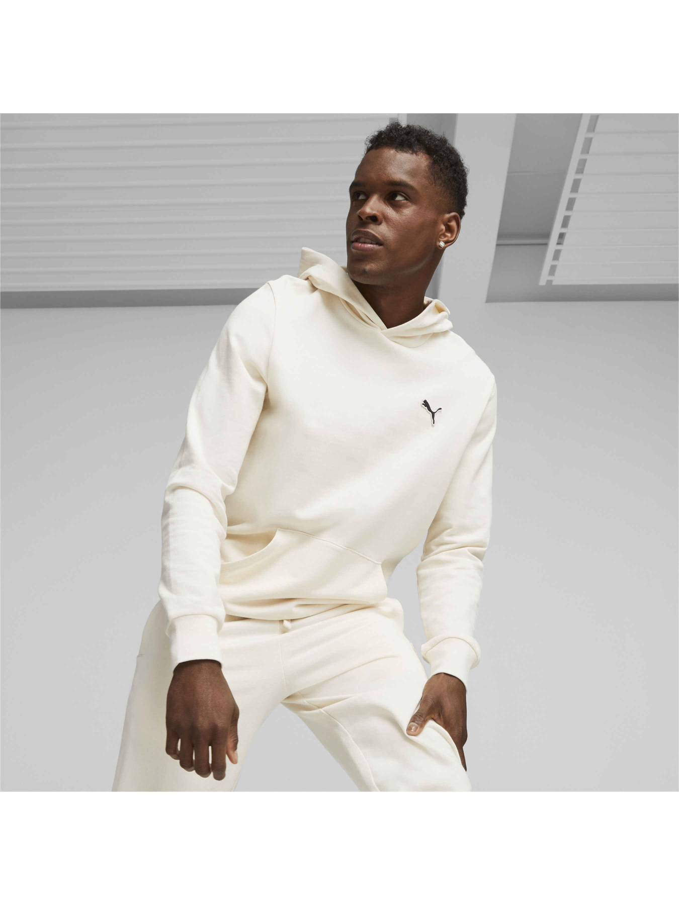 Худи PUMA Better Essentials Hoodie модель 675978 Худи PUMA Better Essentials Hoodie модель 675978 Фото