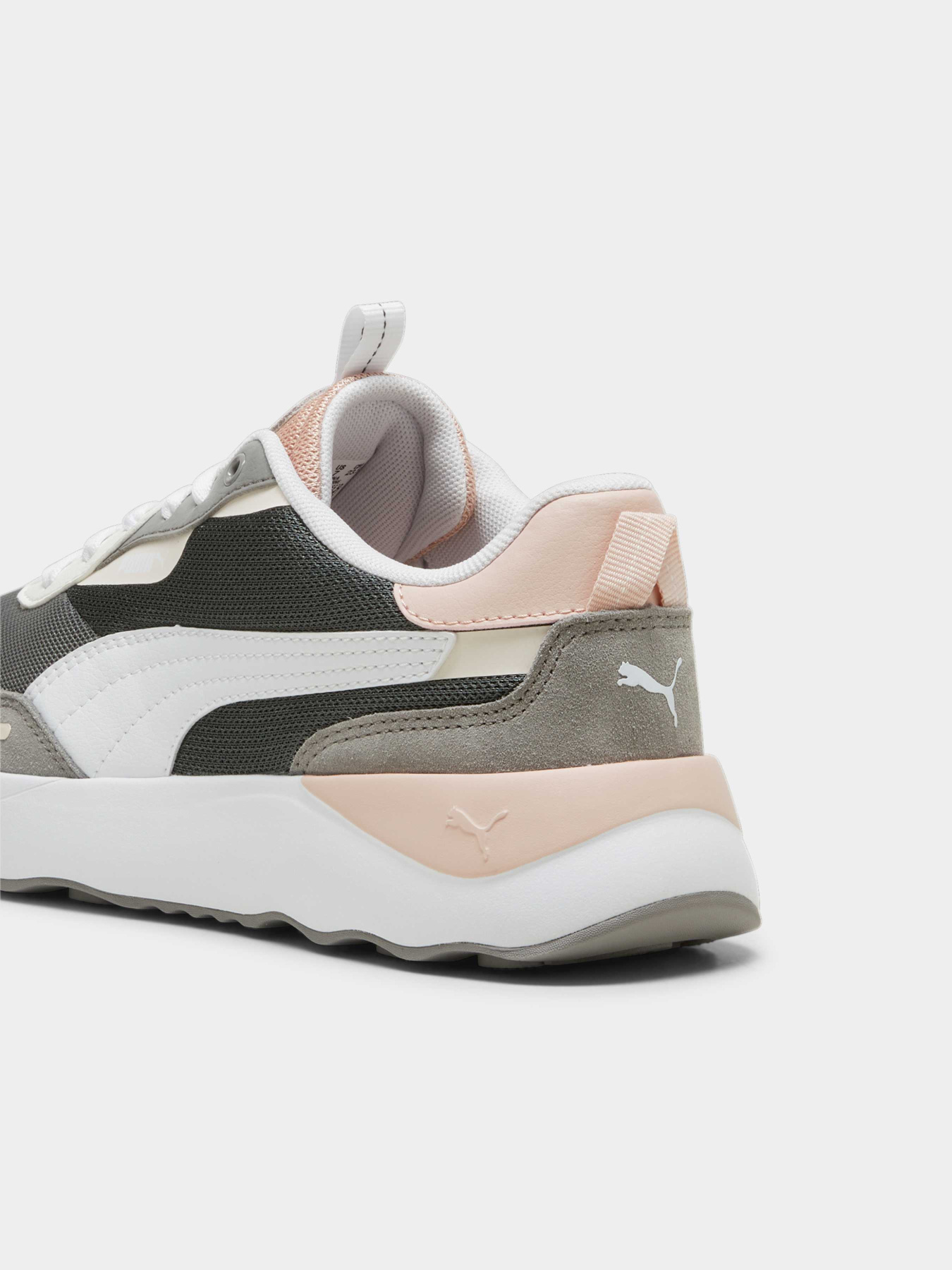 Кроссовки повседневные PUMA Runtamed Platform модель 392324 Фото