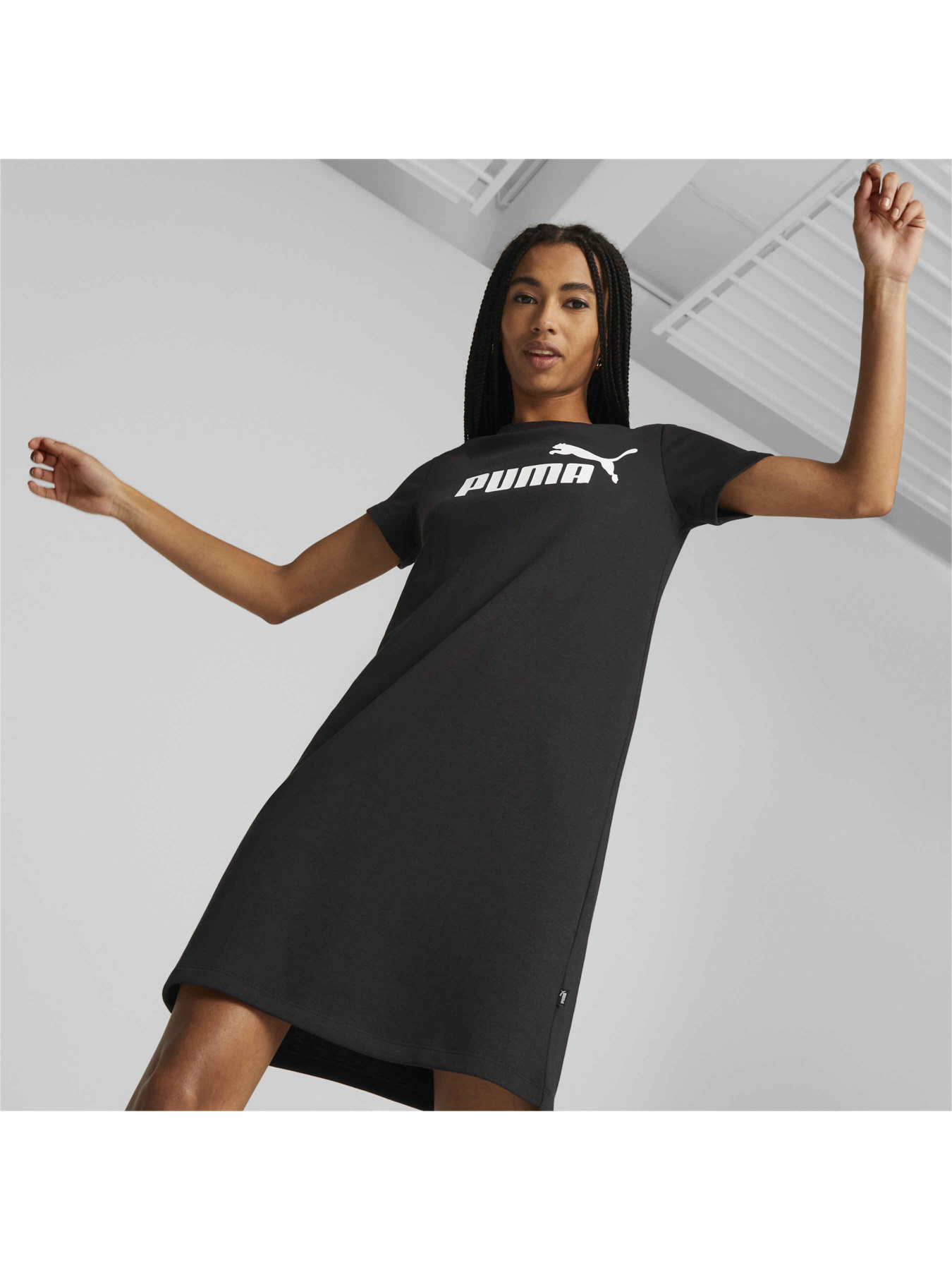 Платье-футболка PUMA Ess Logo Dress модель 673721 Фото