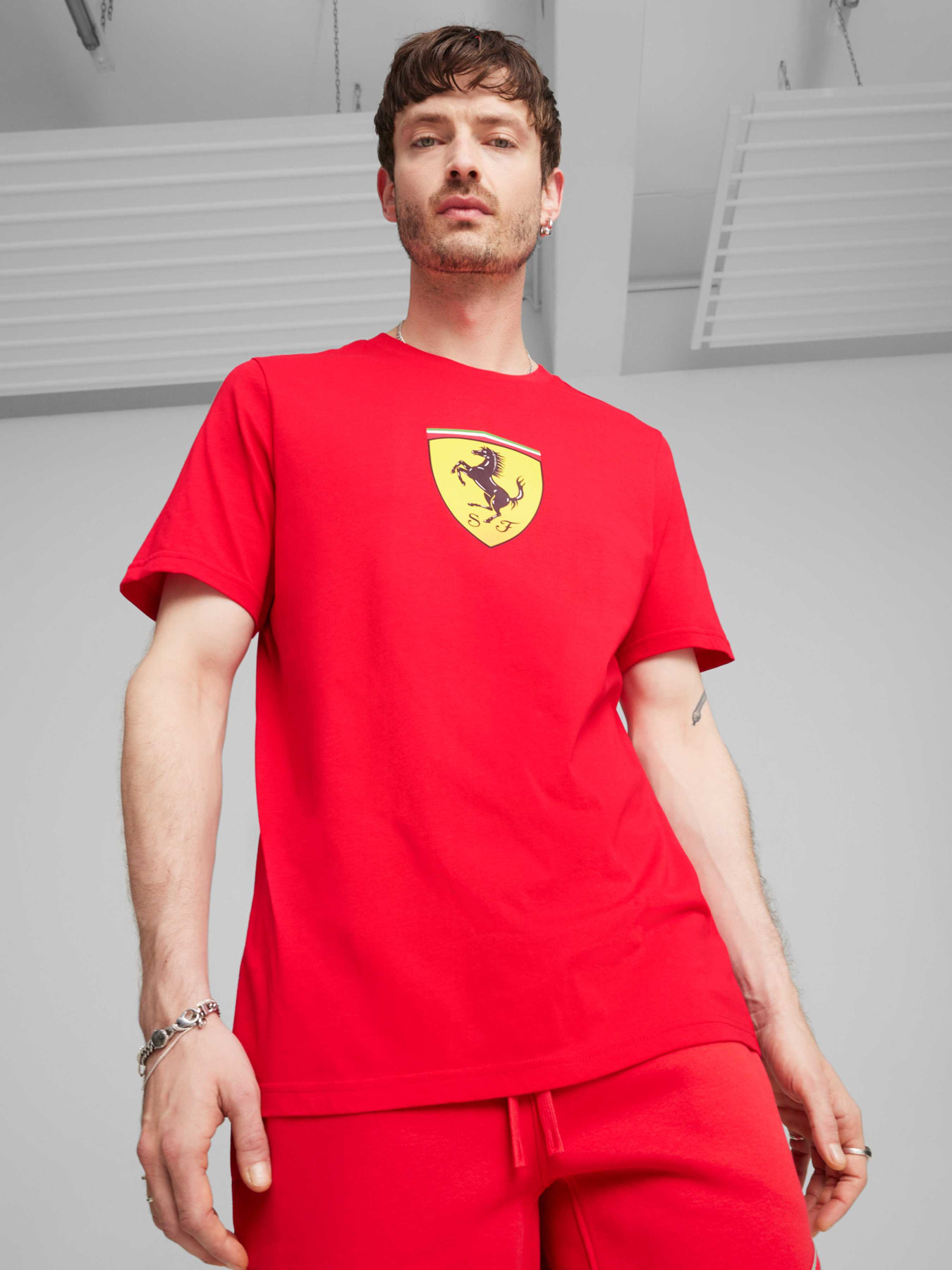 Футболка PUMA Ferrari Race Big Shld T Clrd модель 623805 Фото