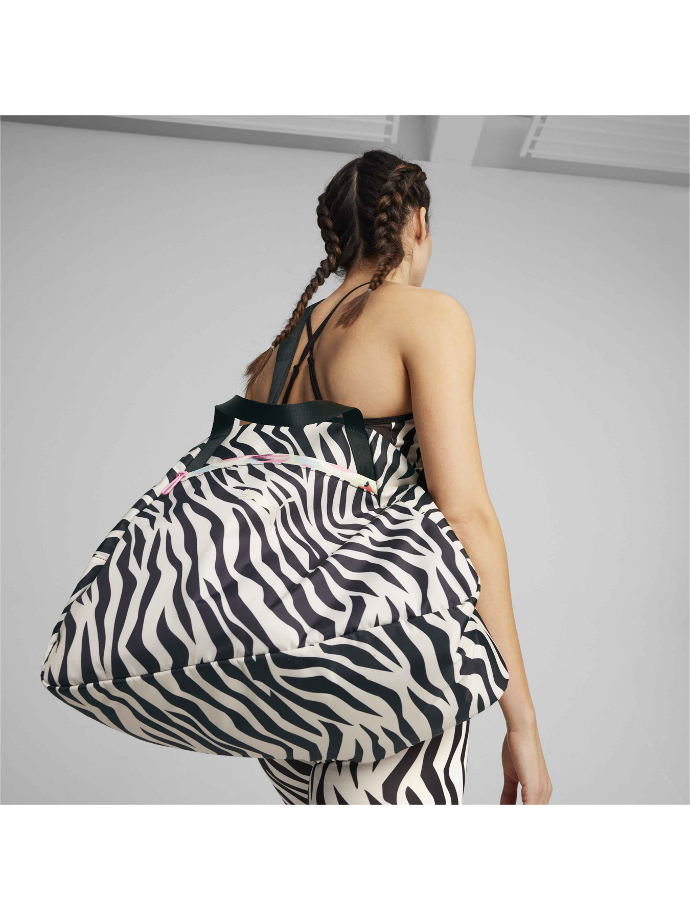 Дорожная сумка PUMA At Ess Grip Bag Q1 модель 090418 Фото