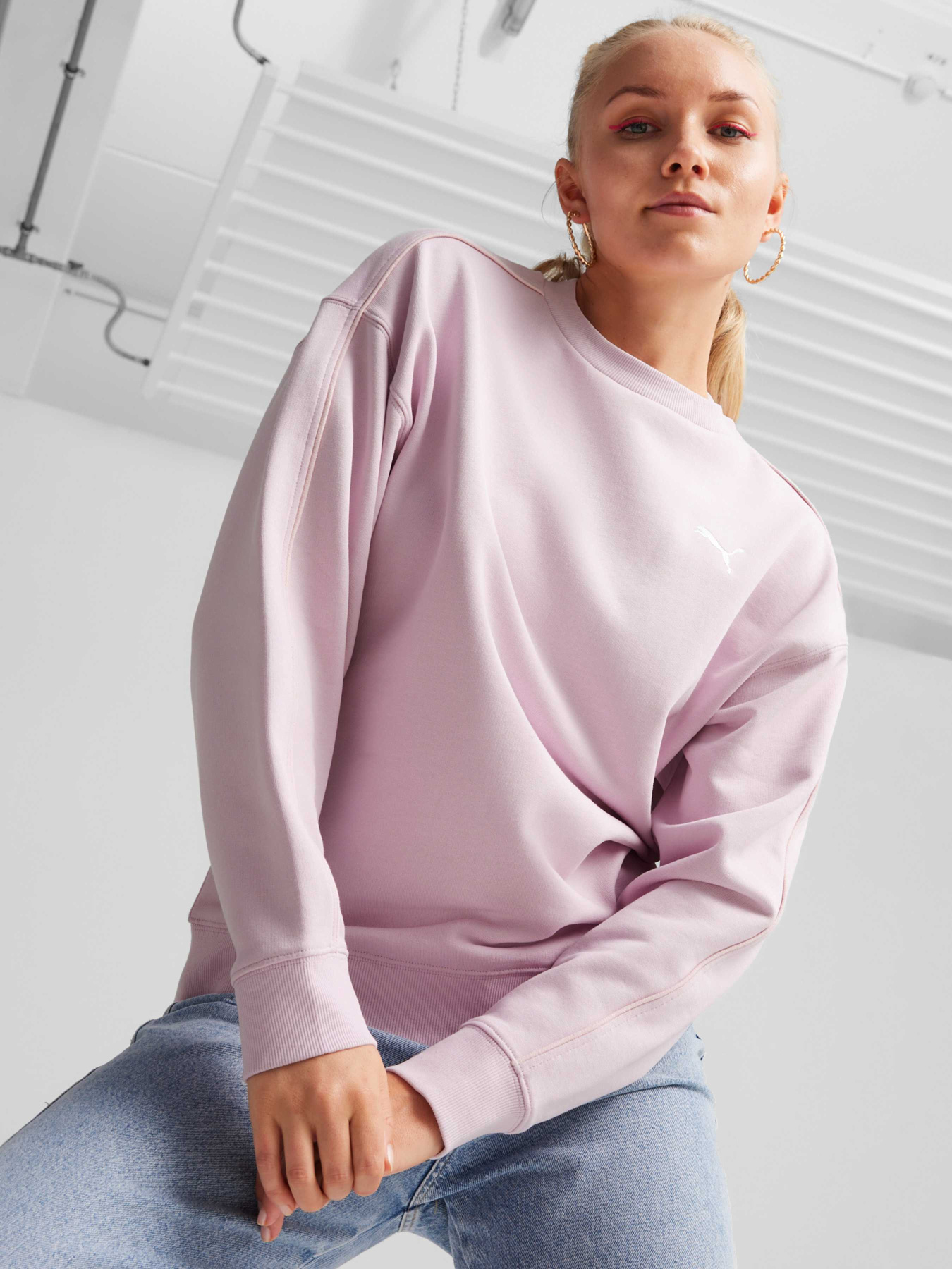 Свитшот PUMA Her Crew Tr модель 677886 Фото