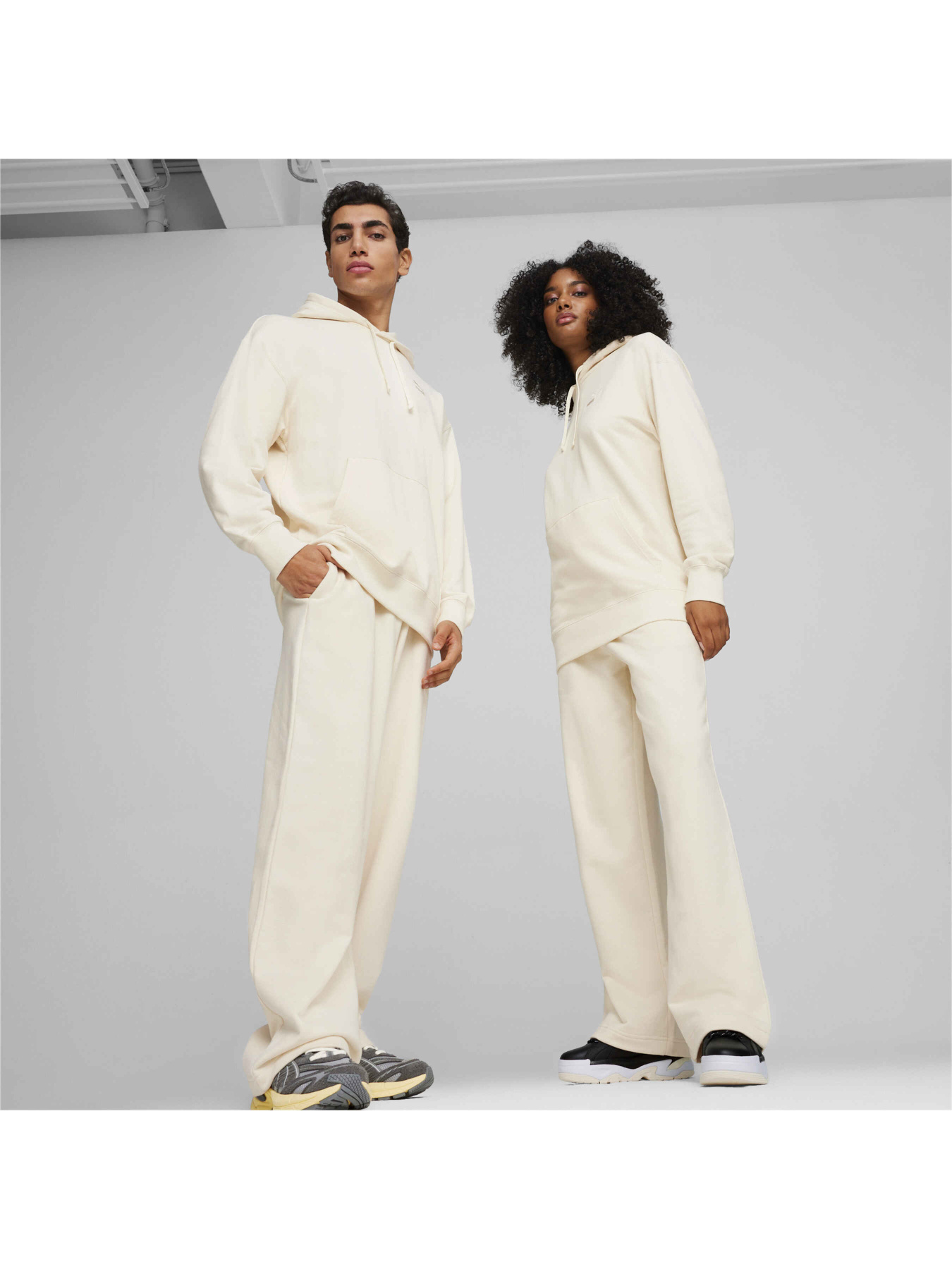 Штаны спортивные PUMA Better Classics Sweatpants модель 624248 Фото