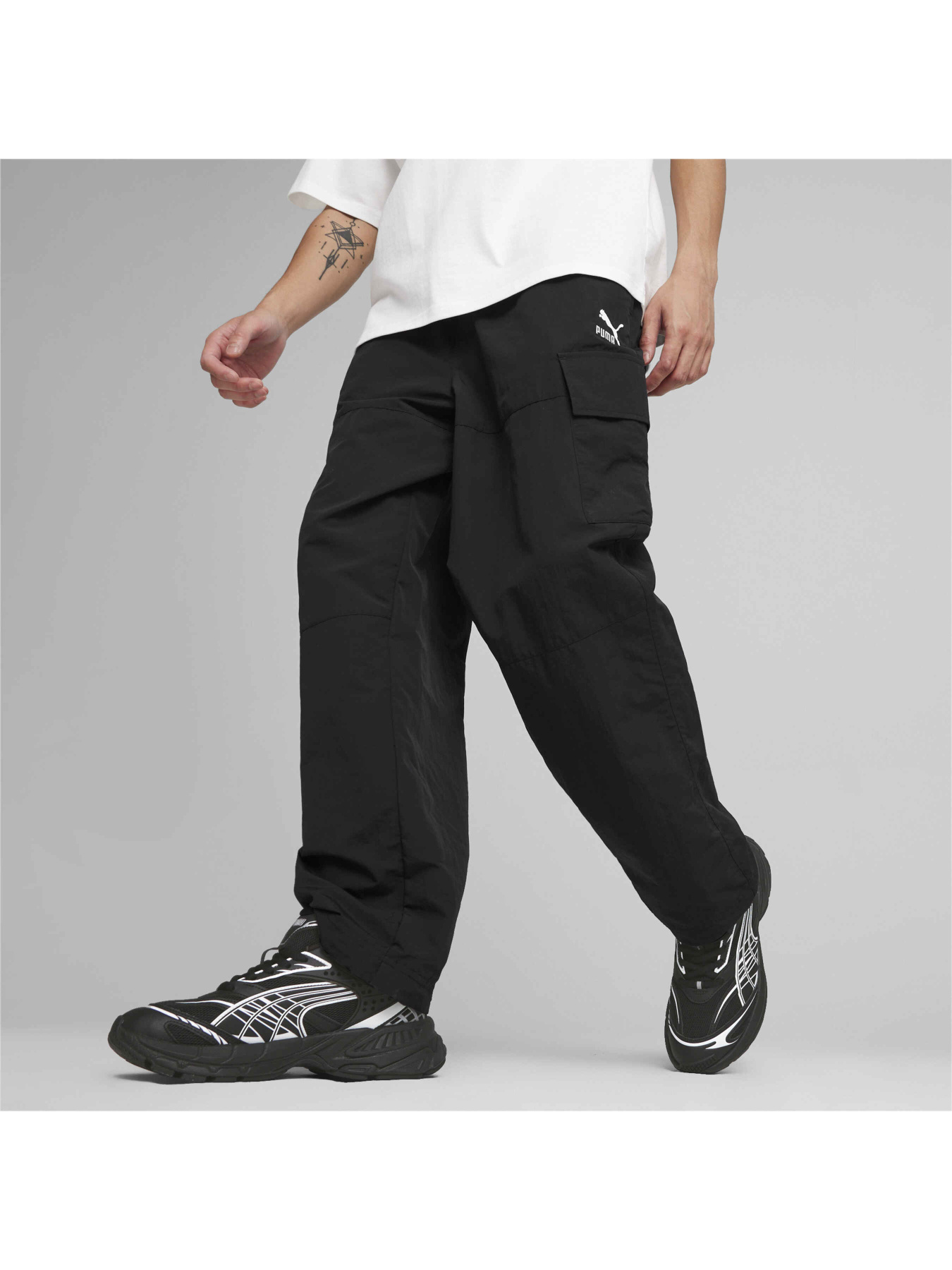 Карго PUMA Classics Cargo Pants модель 624260 Фото