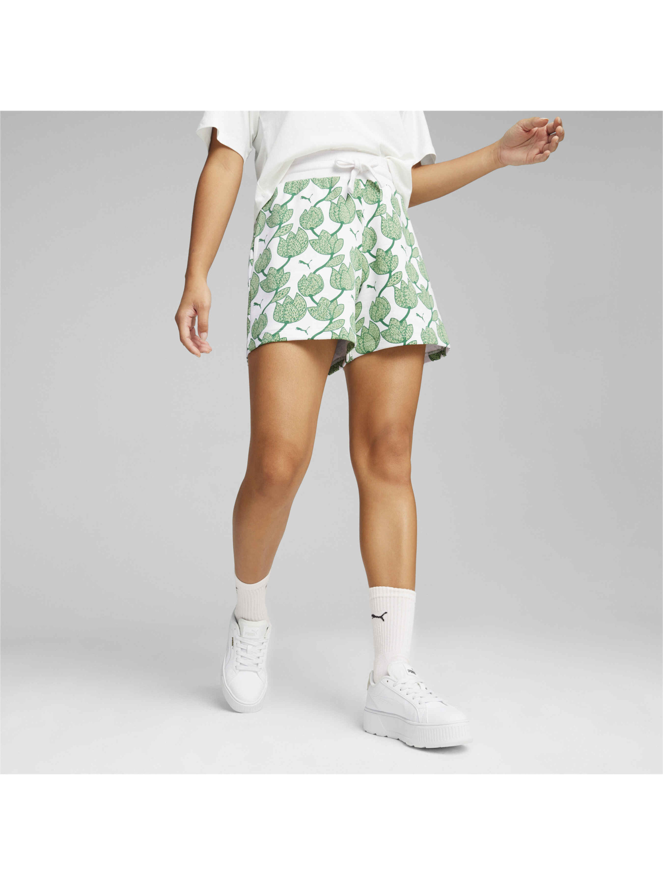 Спортивні шорти PUMA Blossom Aop Shorts Tr модель 679352 Фото