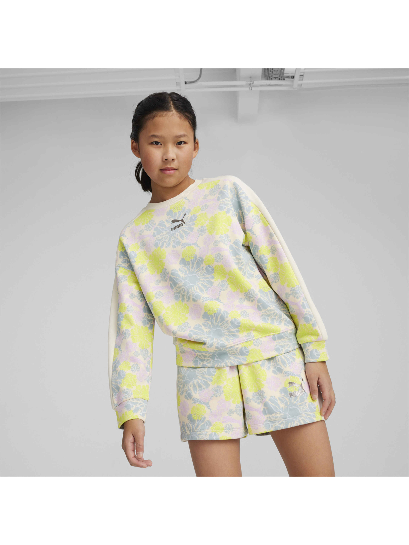 Свитшот PUMA T7 Snflr Crew модель 624445 Фото