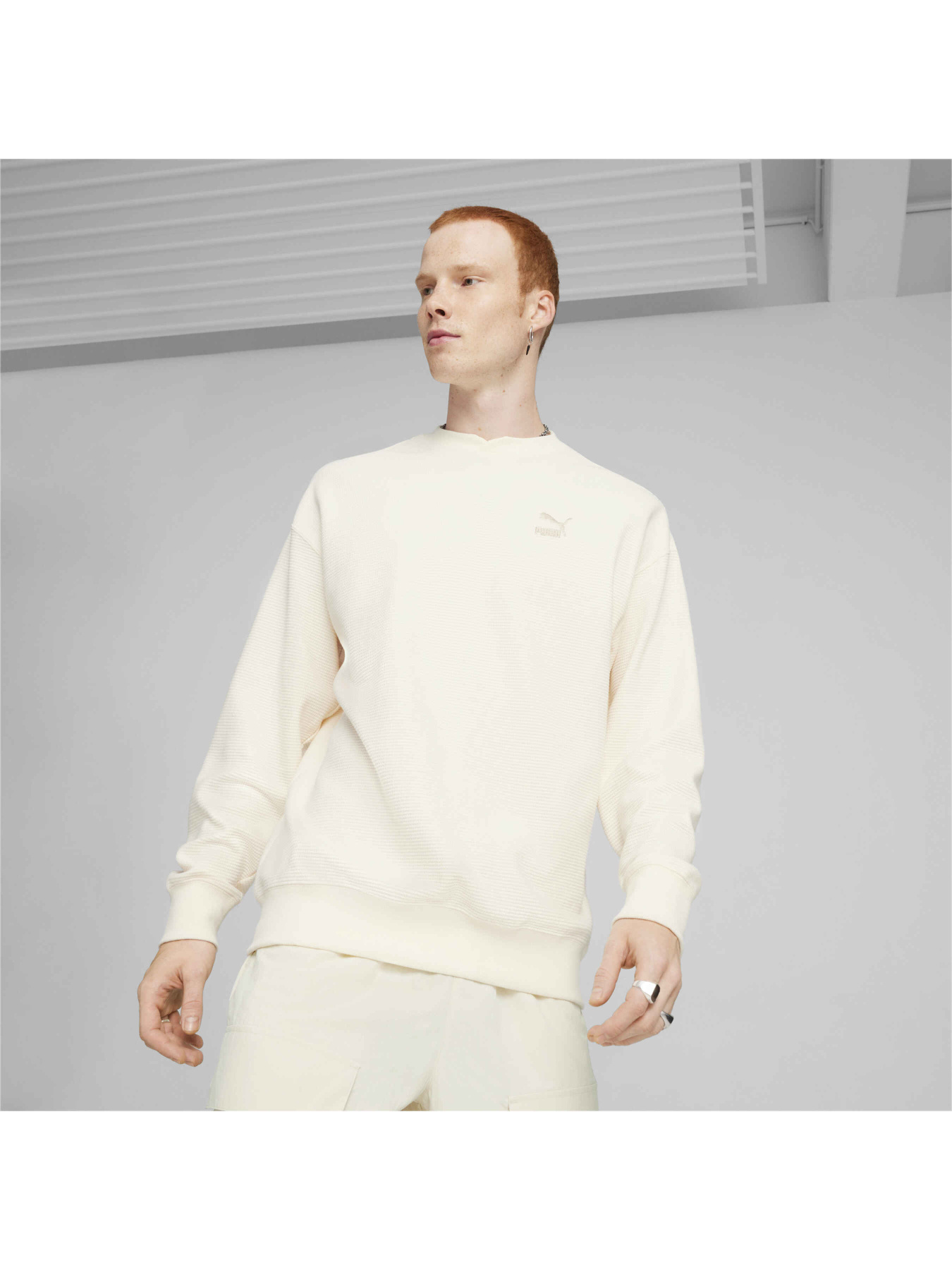 Свитшот PUMA Classics Waffle Crew модель 624253 Фото