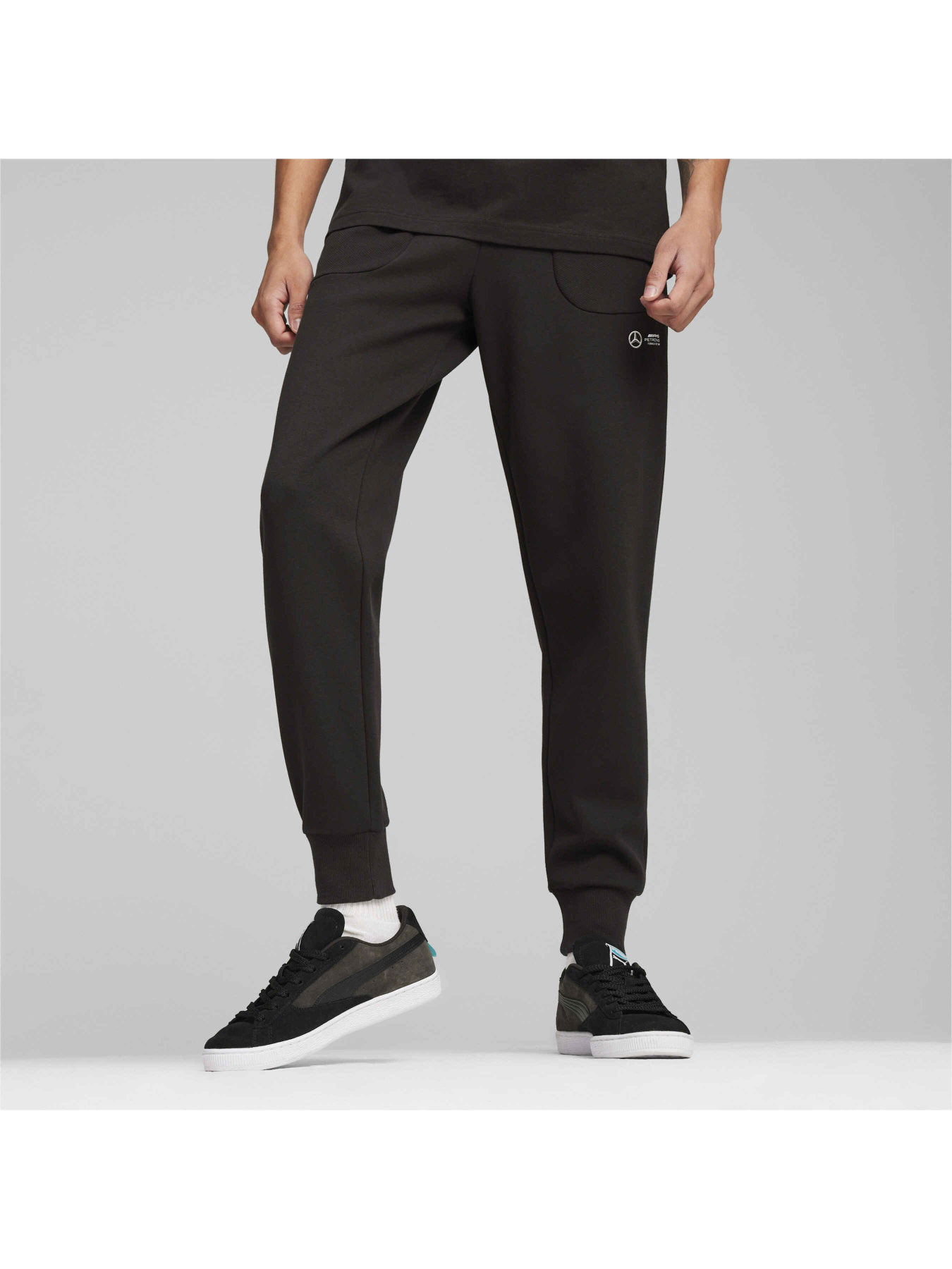 Штаны спортивные PUMA Mapf1 Sweatpants, Cc модель 623745 Штаны спортивные PUMA Mapf1 Sweatpants, Cc модель 623745 Фото