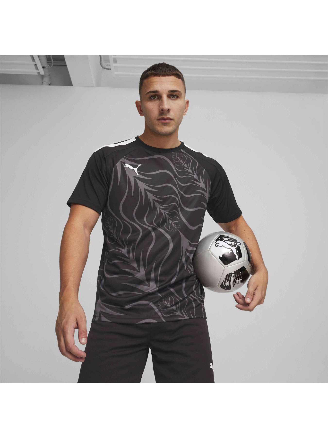 Футболка спортивная PUMA Individualliga Graphicjersey модель 658984 Фото