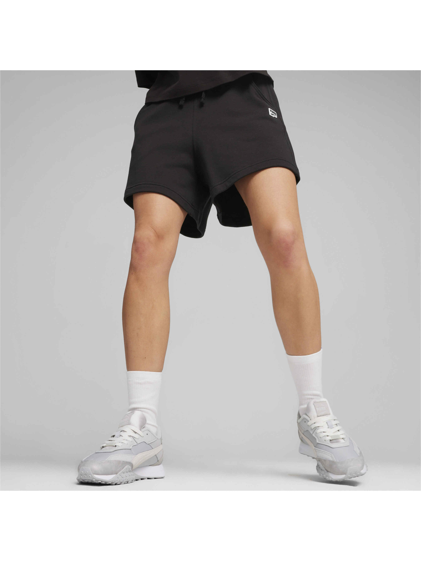 Шорты PUMA Downtown High Waist Shorts модель 624355 Фото