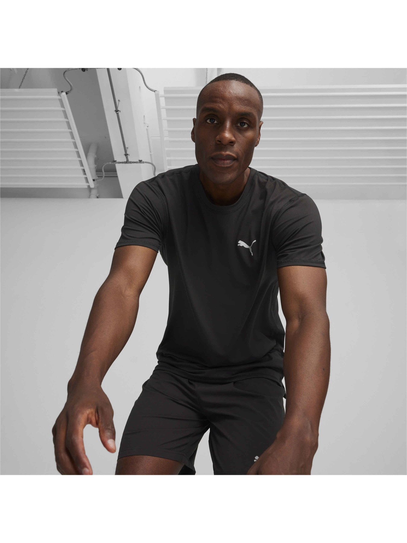 Футболка спортивна PUMA Run Cloudspun Ss Tee модель 524989 Фото