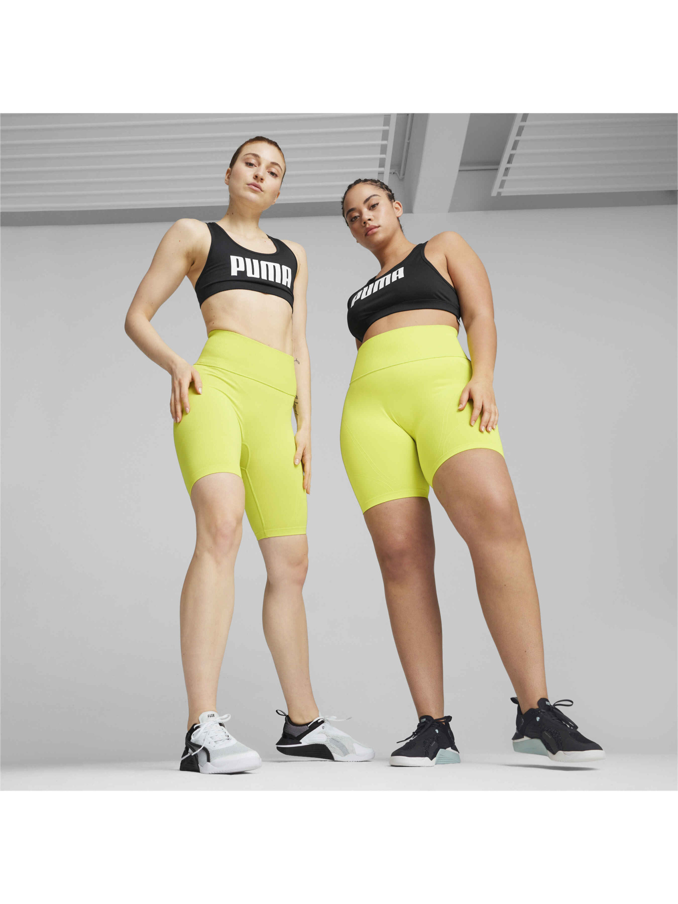 Шорты PUMA Shapeluxe Seamless Hw Short модель 524386 Фото