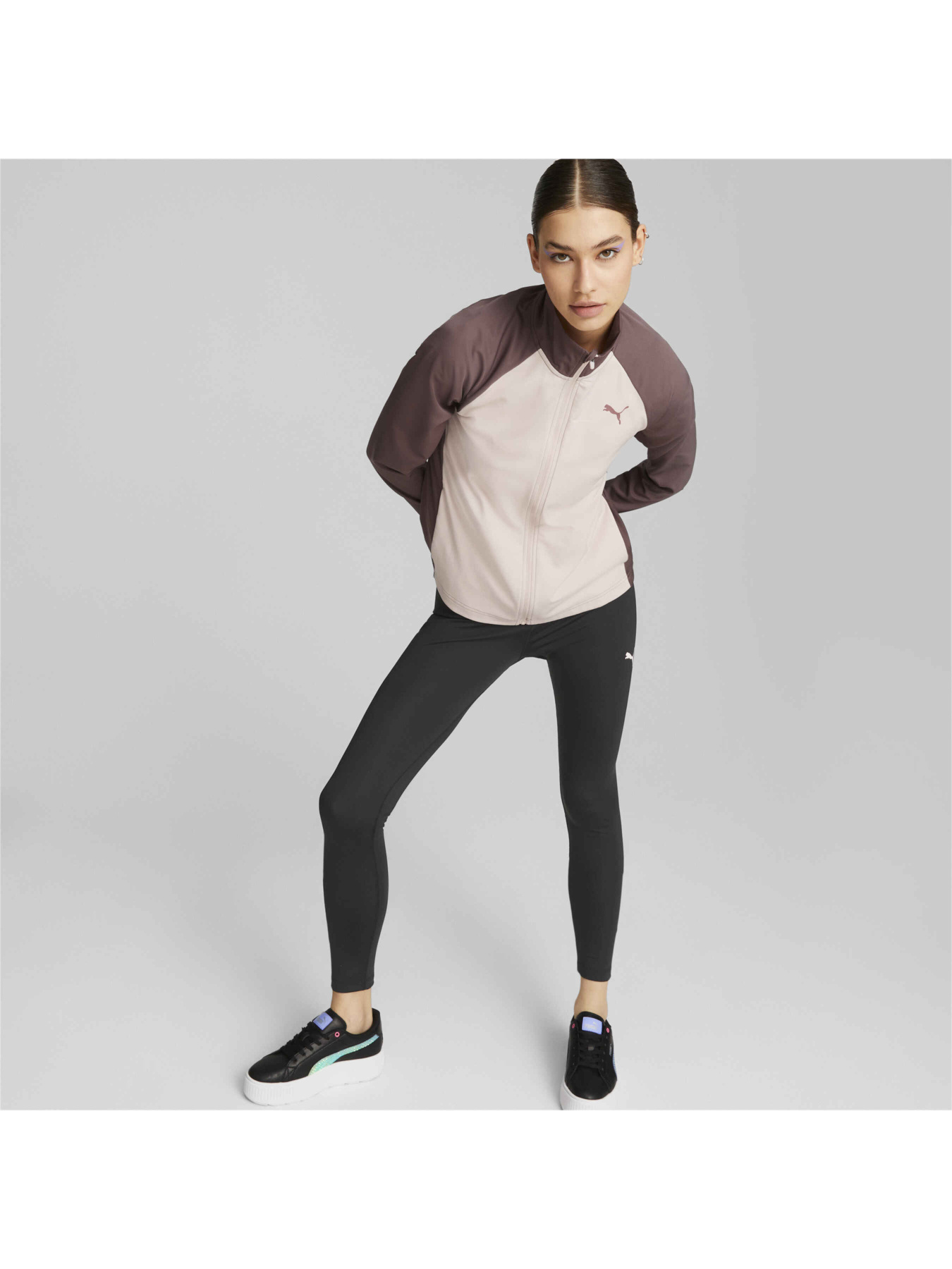 Спортивный костюм PUMA Active Woven Suit модель 670024 Фото