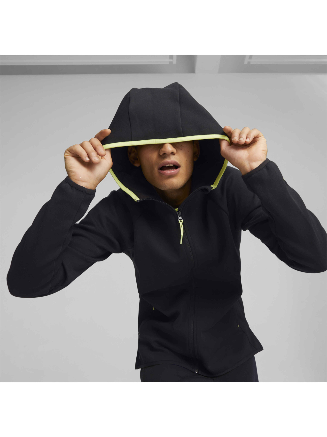 Спортивная кофта PUMA Dime Jacket модель 532892 Спортивная кофта PUMA Dime Jacket модель 532892 Фото