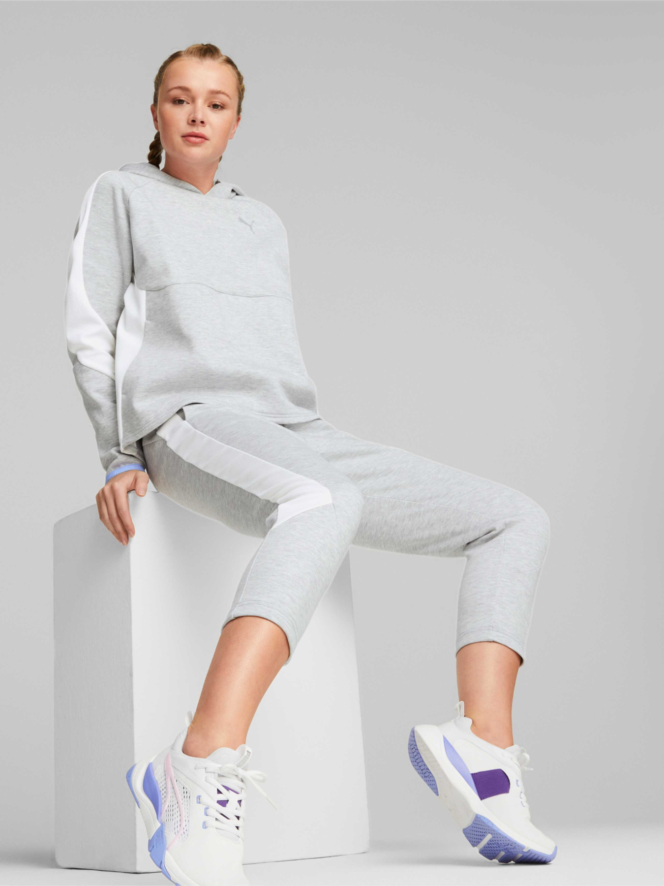 Штаны спортивные PUMA Evostripe High-waist Pants модель 673118 Фото