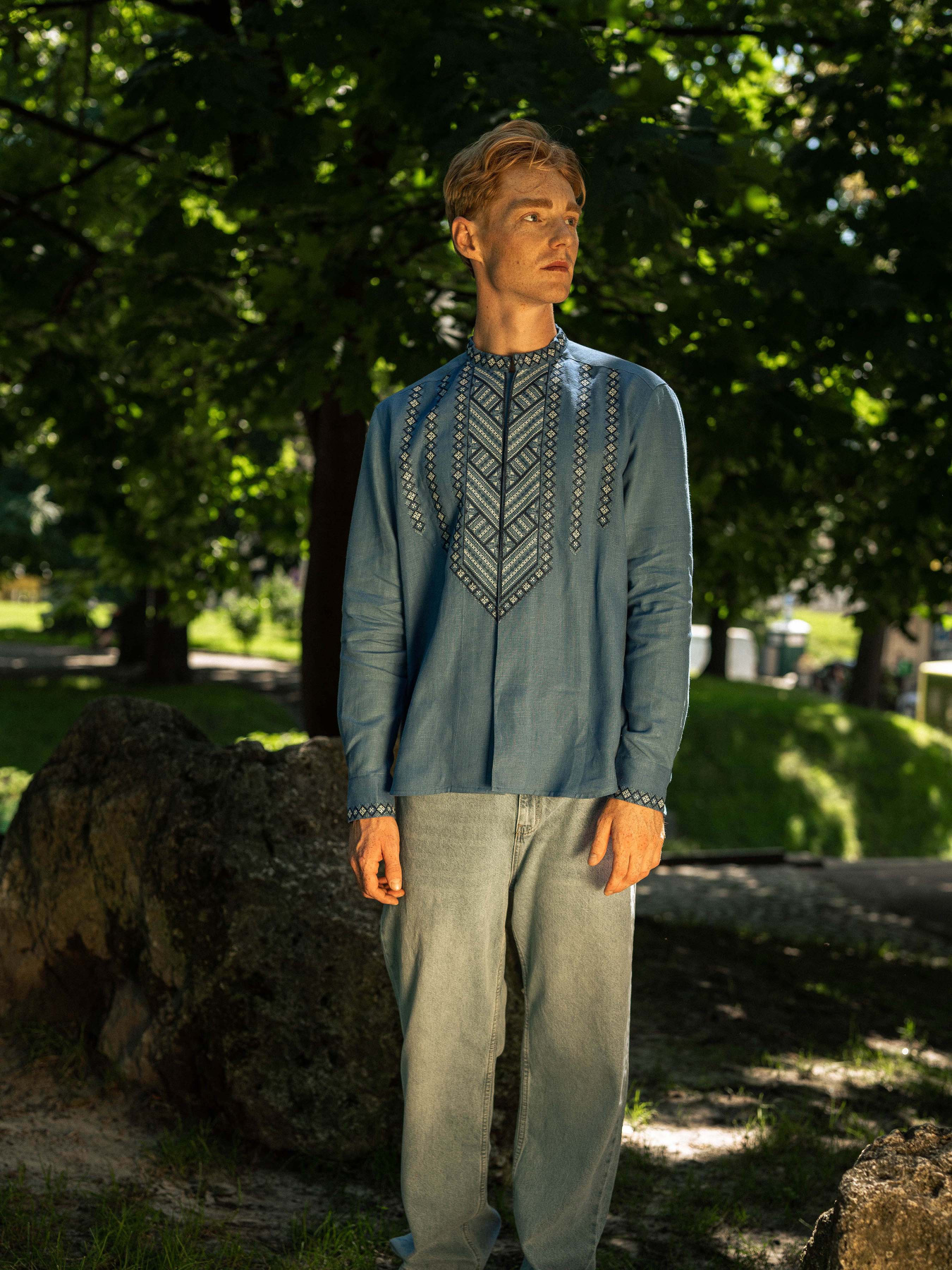 Вышитая рубашка Svarga модель SV-MS00115-1111-10009 Фото