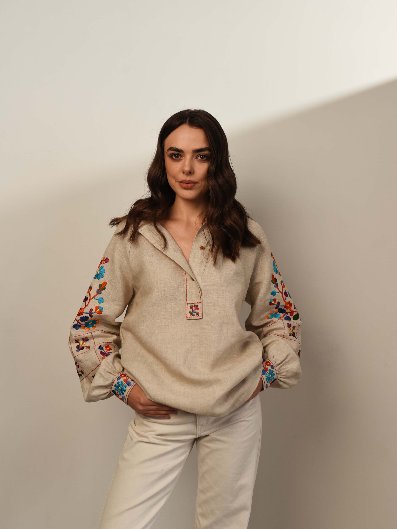 Вишита сорочка Svarga модель SV-FB00492-1111-10001 Фото