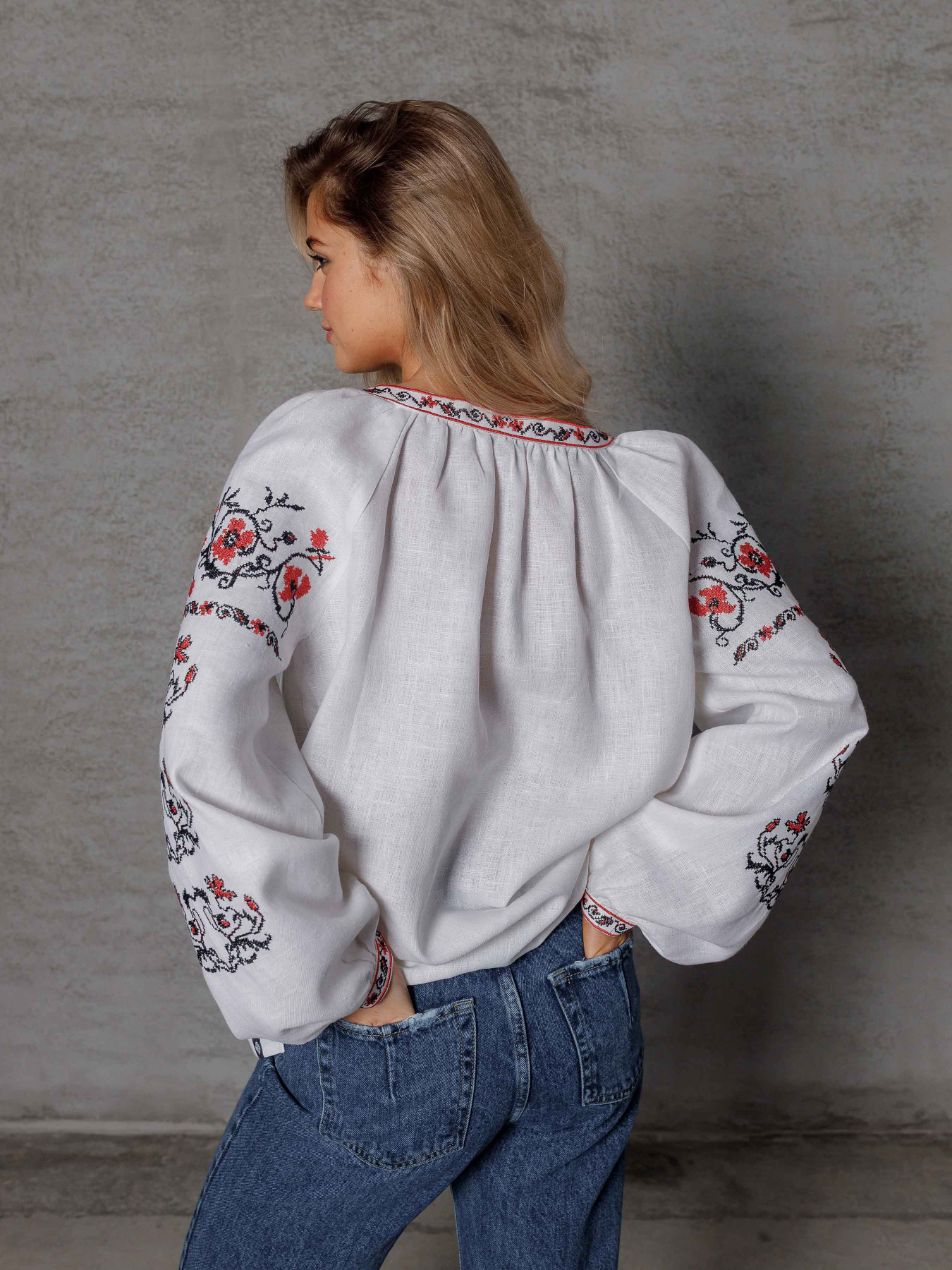 Вышитая рубашка Svarga модель SV-FB00489-1111-10001 Фото