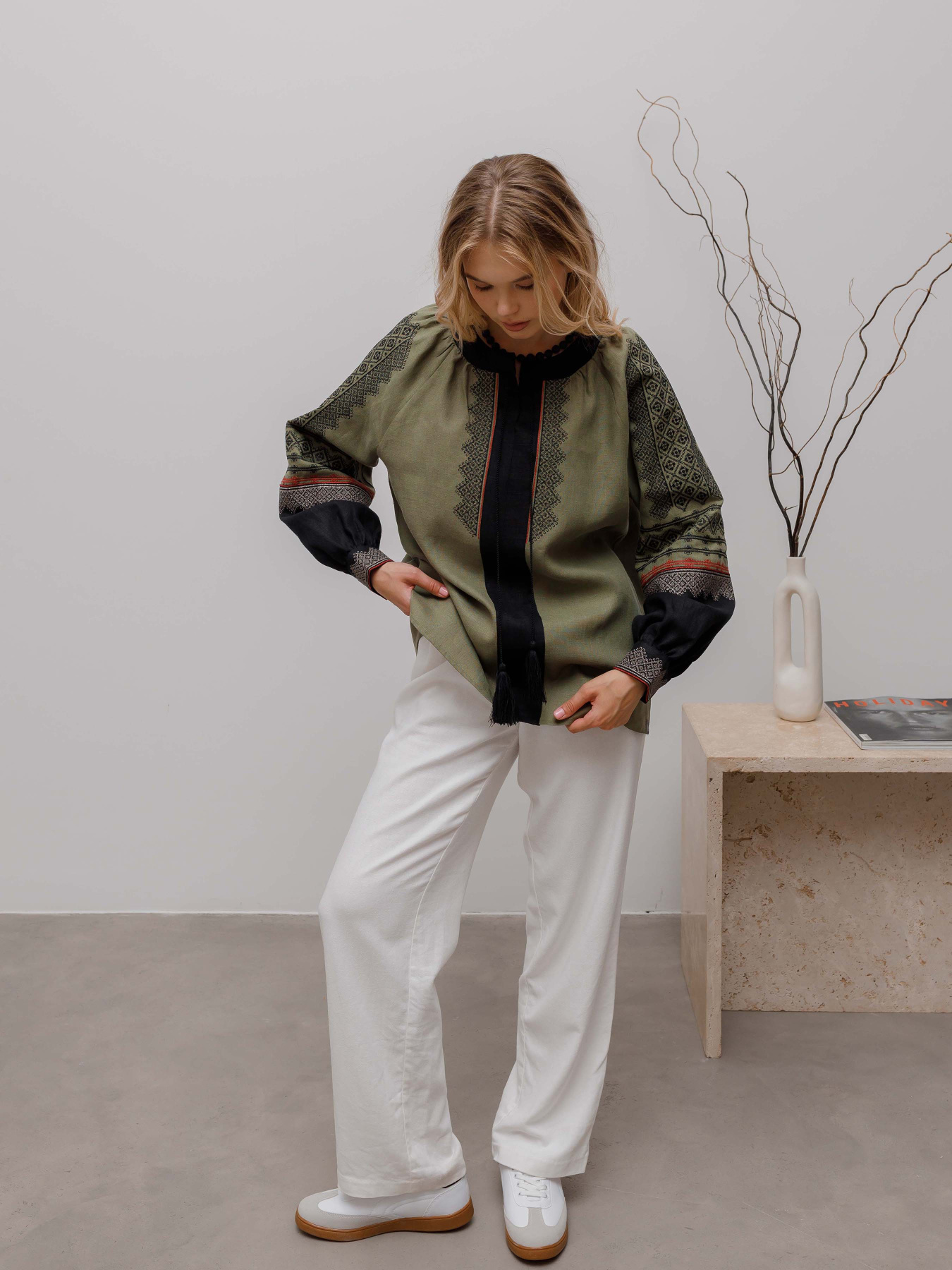 Вишита сорочка Svarga модель SV-FD00570-1111-10010 Фото