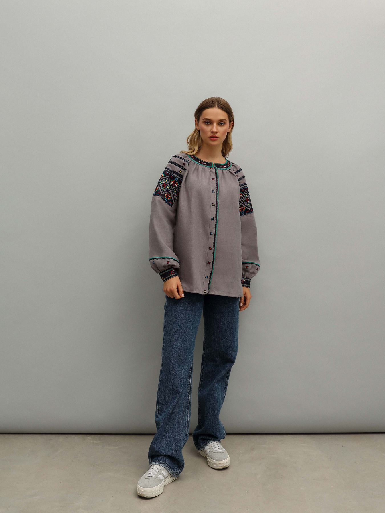 Вышитая рубашка Svarga модель SV-FB00580-1111-10016 Фото