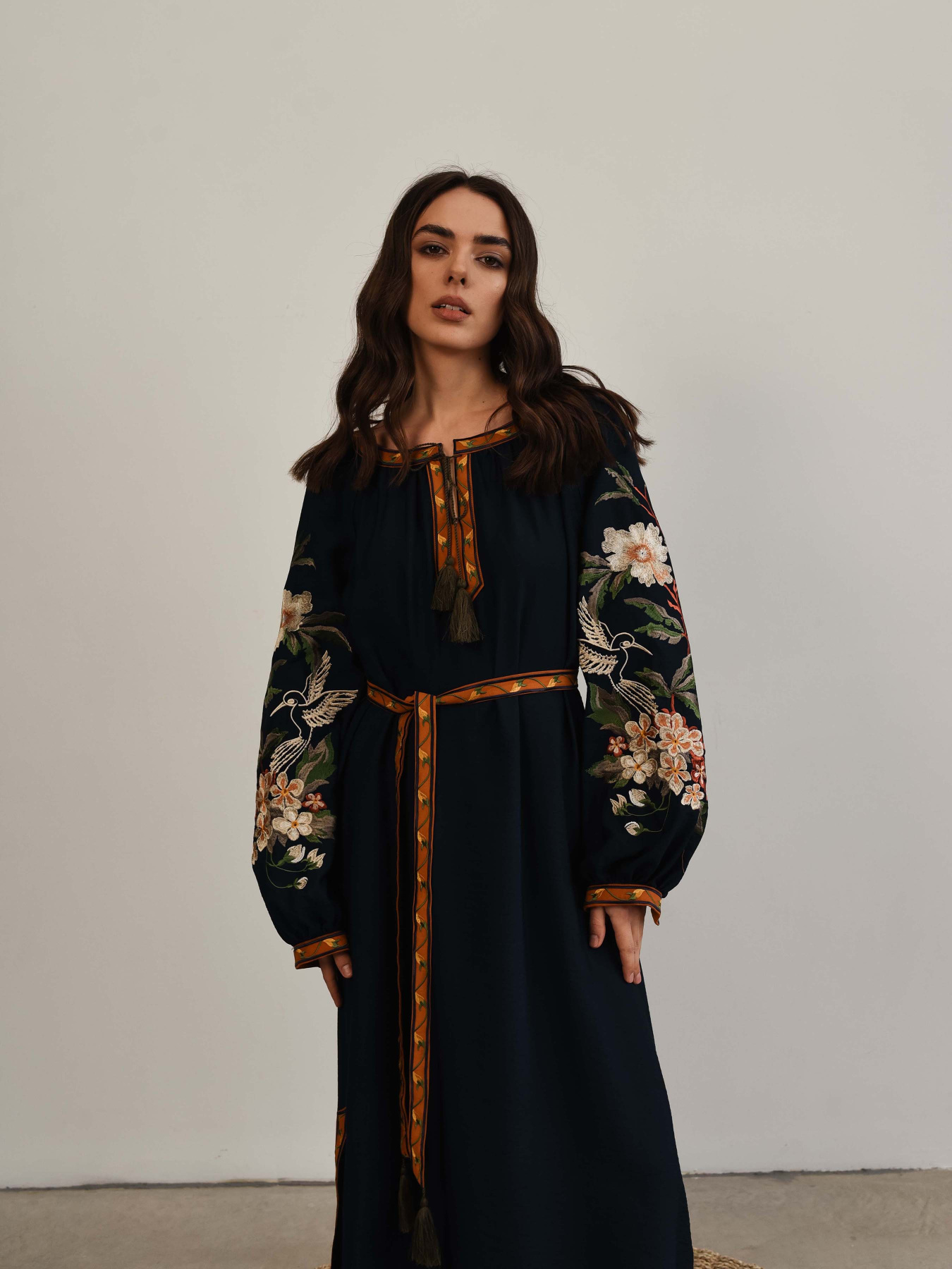 Вышитое платье Svarga модель SV-FD00442-1160-10030 Фото