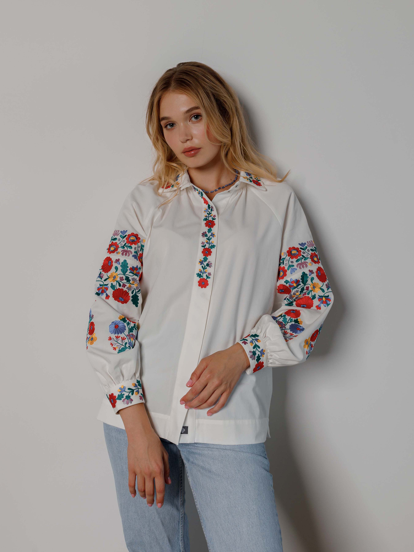 Вышитая рубашка Svarga модель SV-FB00620-1185-10001 Фото