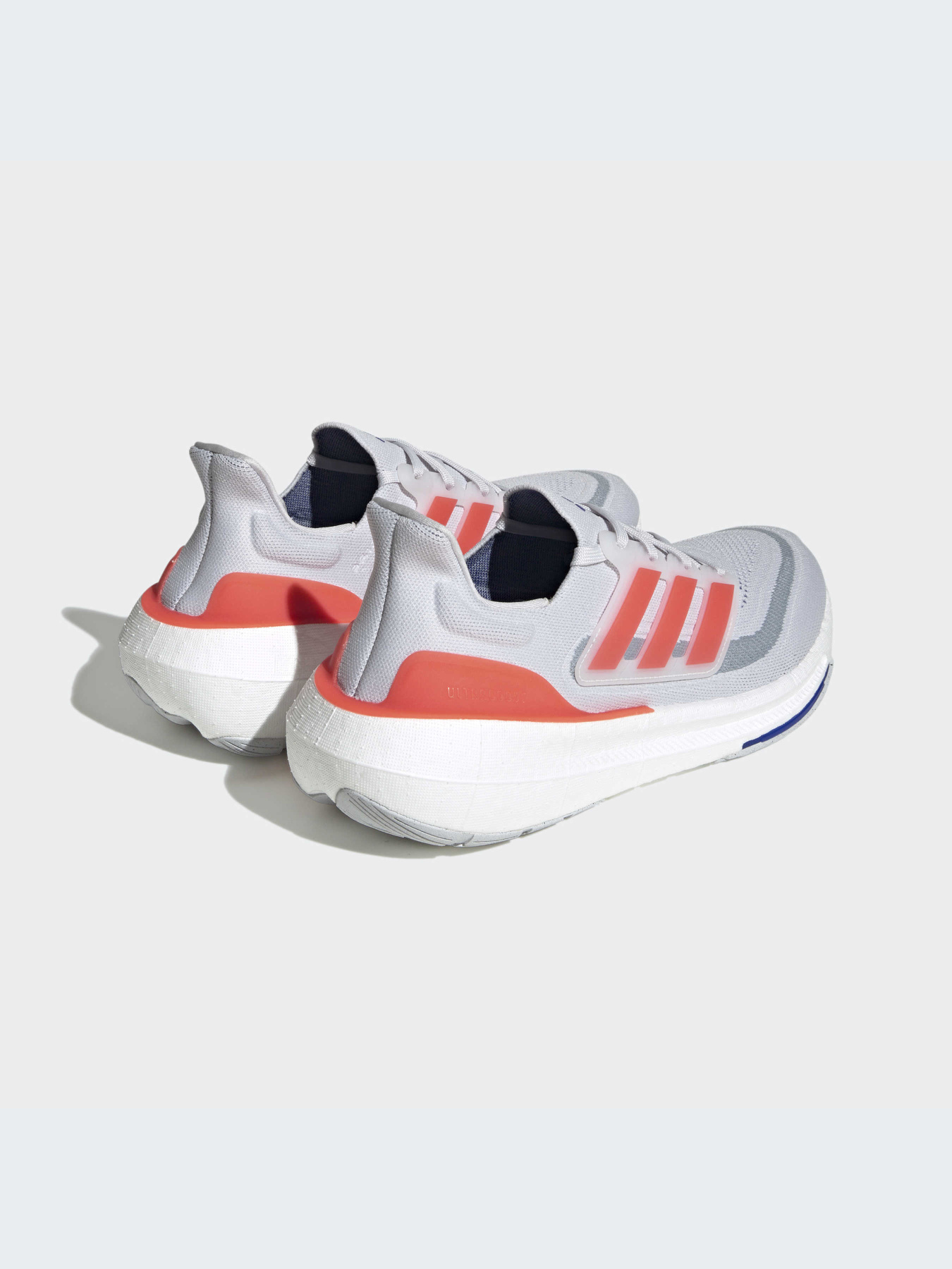 Кросівки для бігу Adidas Ultraboost модель HQ8596 Кросівки для бігу Adidas Ultraboost модель HQ8596 Фото