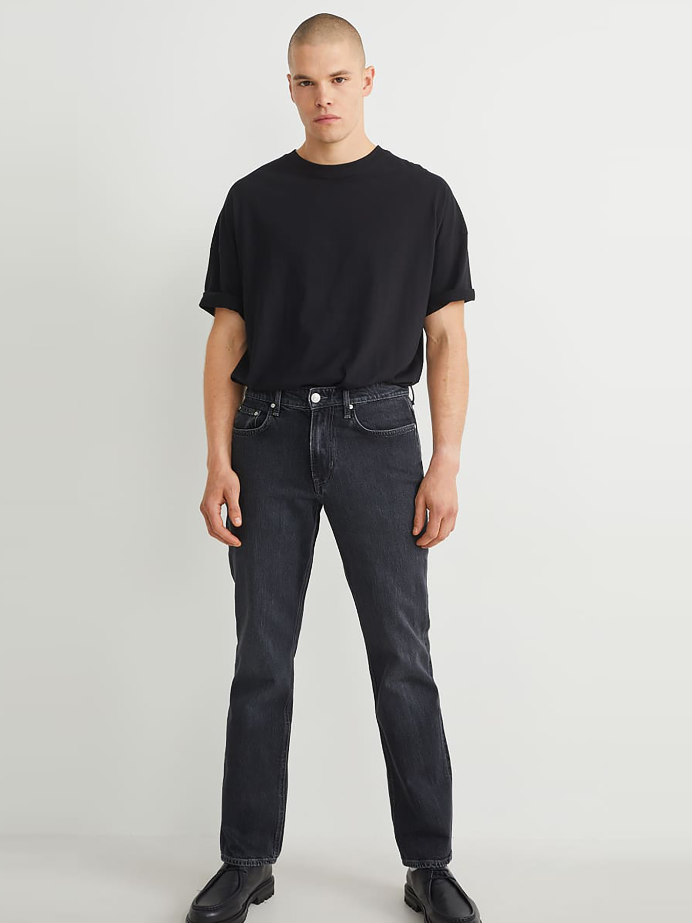 Прямые джинсы C&A модель 71966 Прямые джинсы C&A модель 71966 Фото